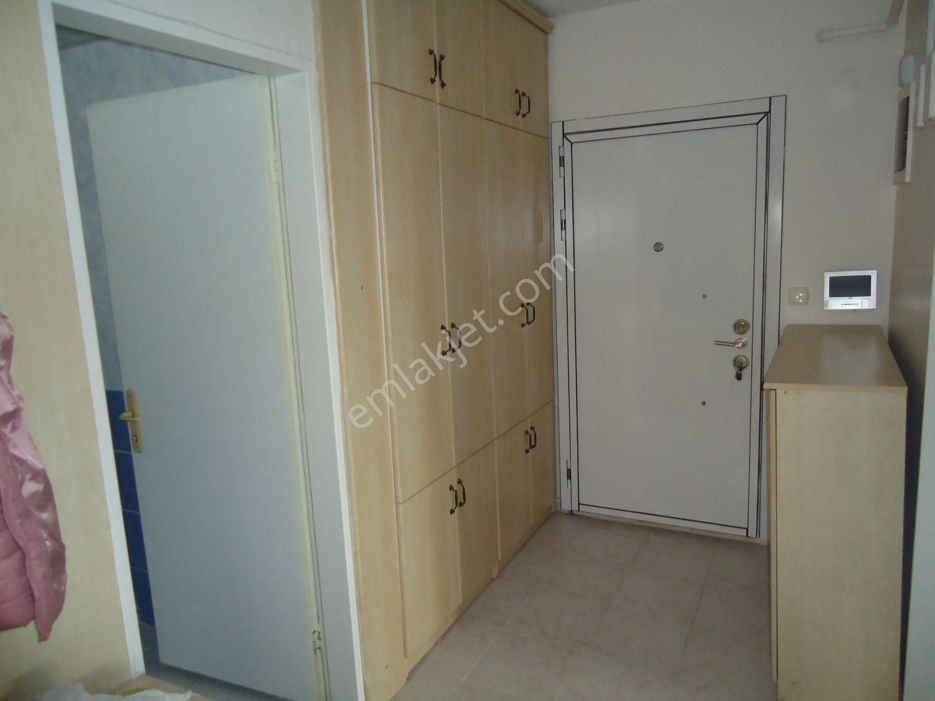 Krc'den Harman Mahallesinde Katta Kiralık 3+1 Daire - Görsel 5