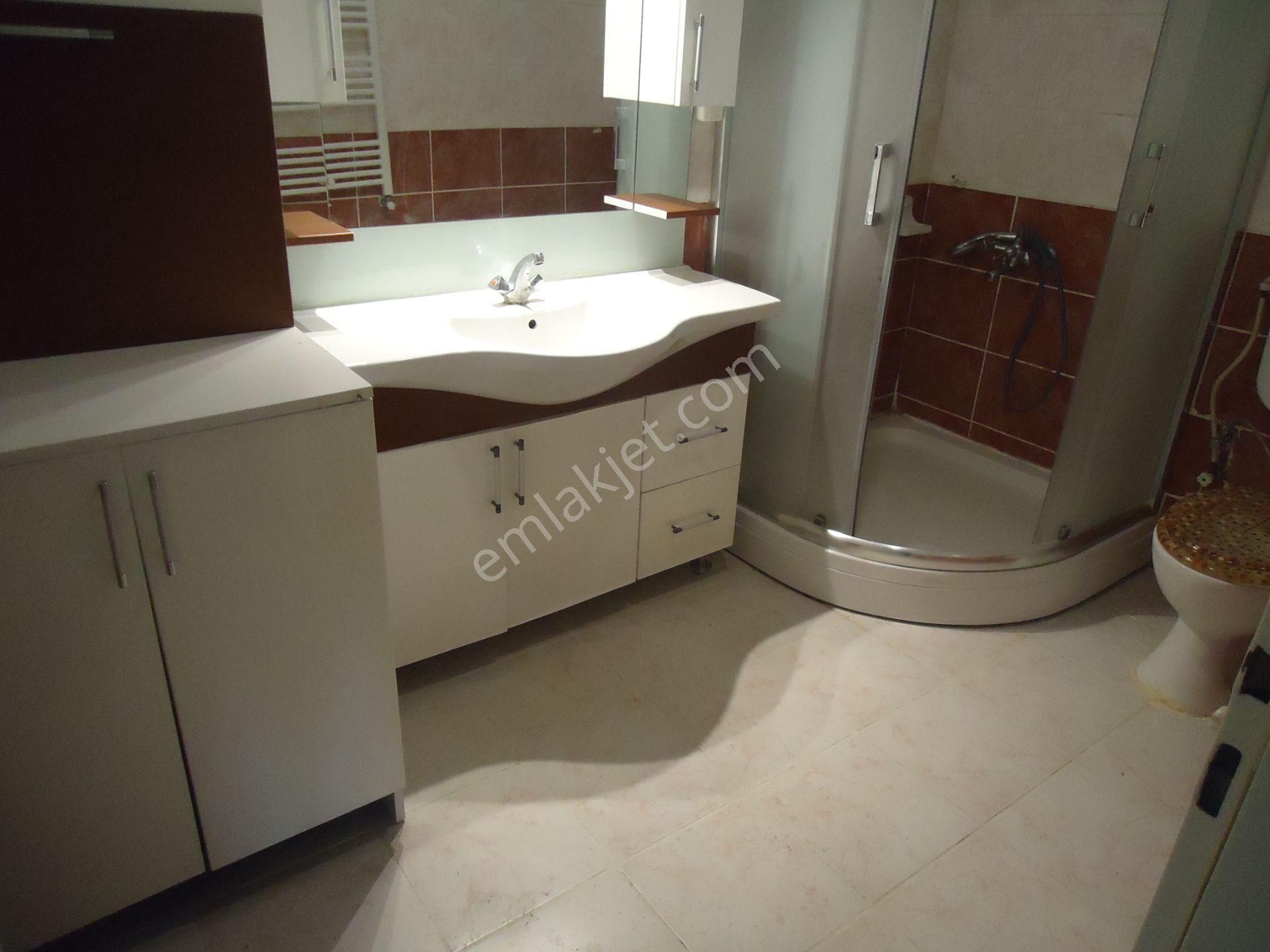 Krc'den Harman Mahallesinde Katta Kiralık 3+1 Daire - Görsel 13