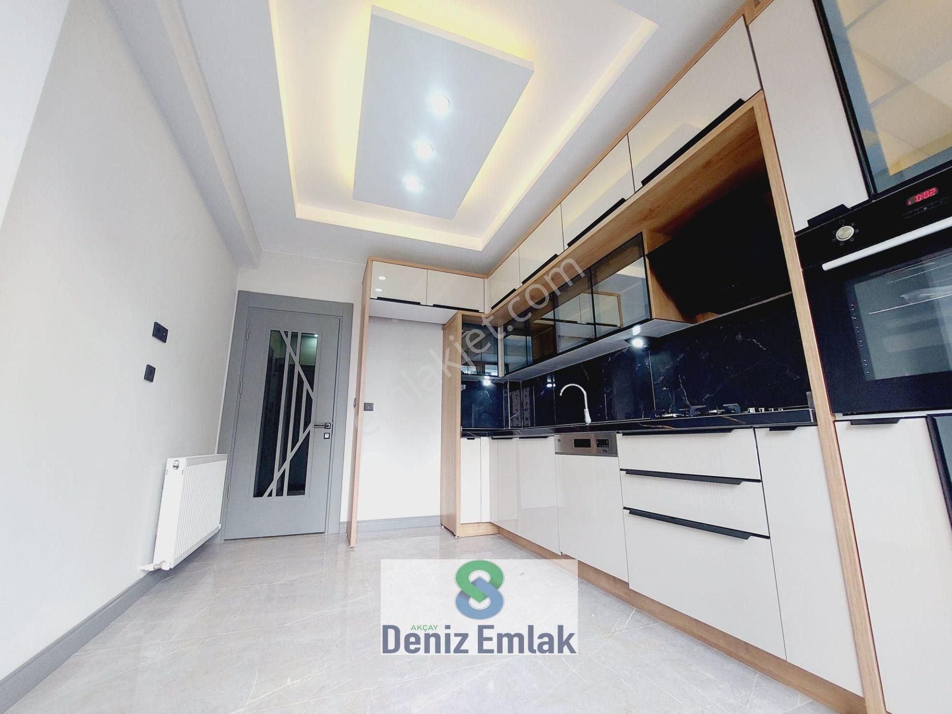 Denizden Akçayda Öncephe Ebeveynli Lüks Satılık 2+1 Daire. - Görsel 21