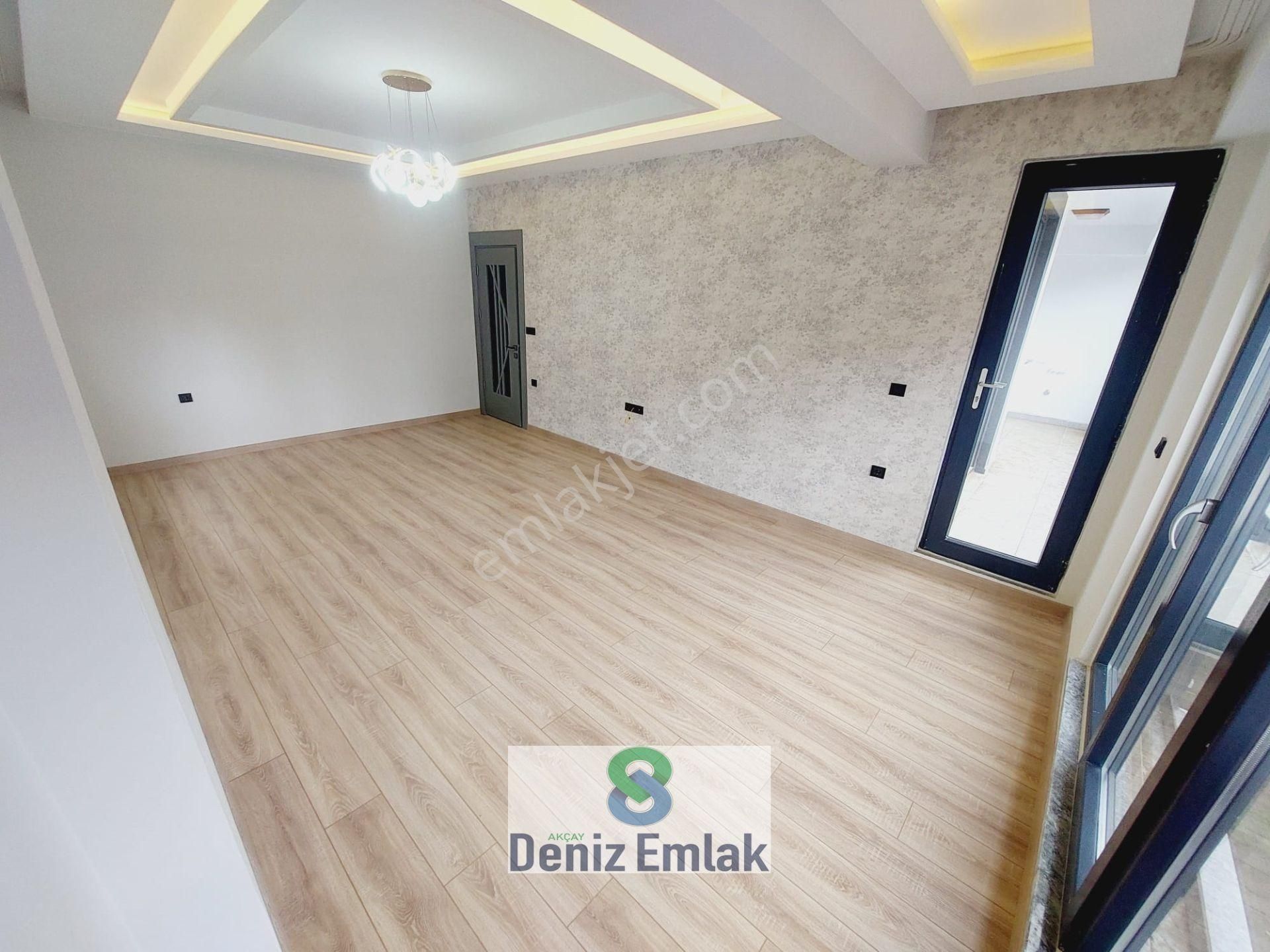 Denizden Akçayda Öncephe Ebeveynli Lüks Satılık 2+1 Daire. - Görsel 26