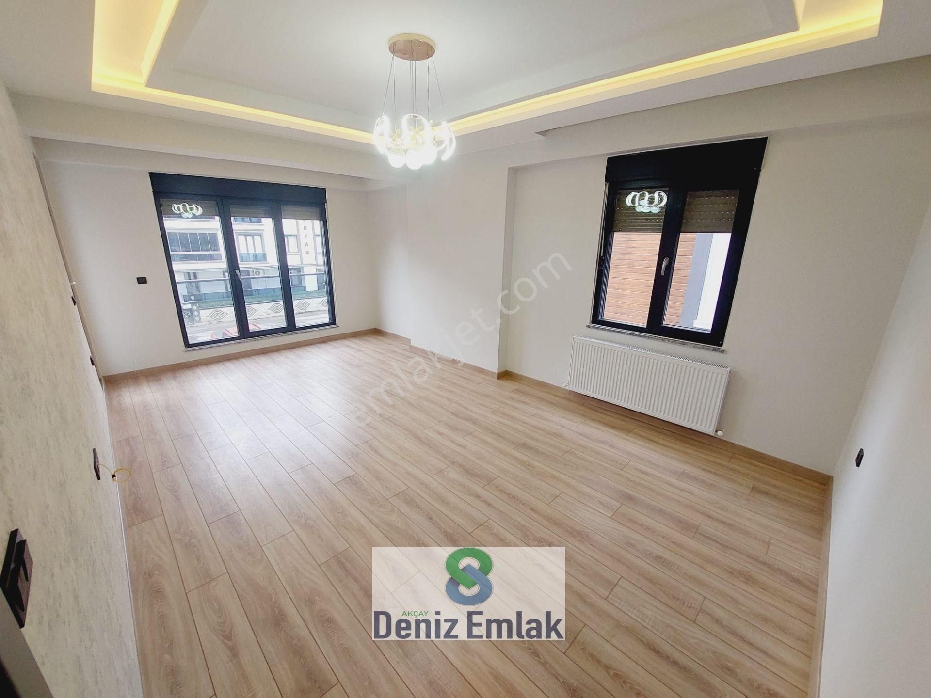 Denizden Akçayda Öncephe Ebeveynli Lüks Satılık 2+1 Daire. - Görsel 32