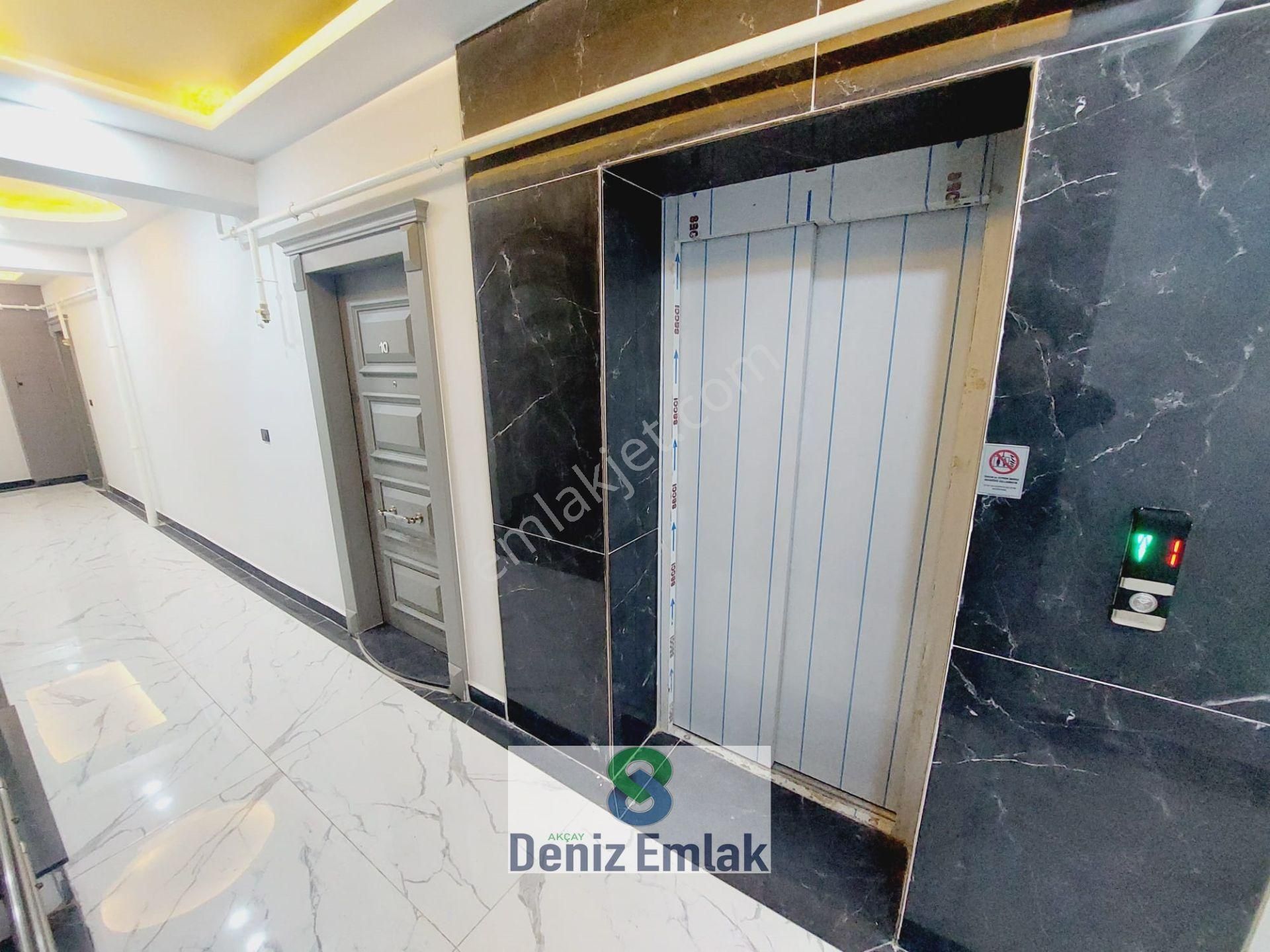 Denizden Akçayda Öncephe Ebeveynli Lüks Satılık 2+1 Daire. - Görsel 24