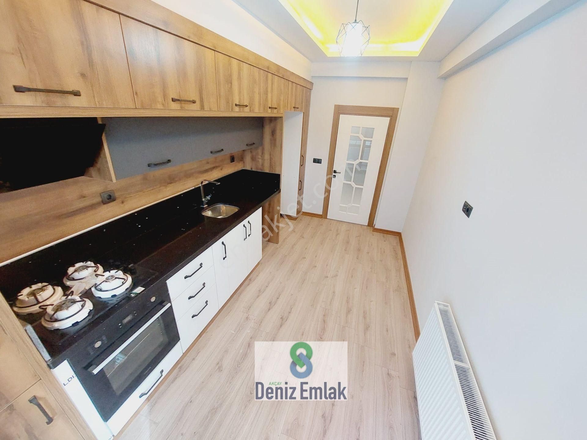Denizden Akçayda Ebeveynli Asansörlü Lüks Satılık 2+1 Daire. - Görsel 32