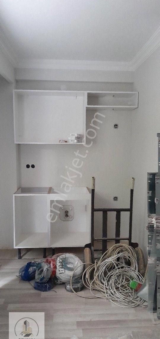 1×1 Mevkisi Güzel Zemin Kat.birinci Elden,aile Apartmanı Yeni Teknoloji Alttan Isıtma Kapalı Garaj.