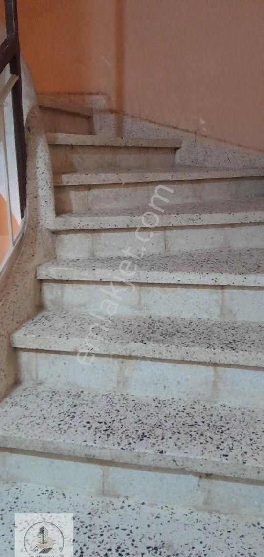 Mevkisi Güzel 3+1 Masrafsız Satılık.sıfır Tadilat Yapıldı.