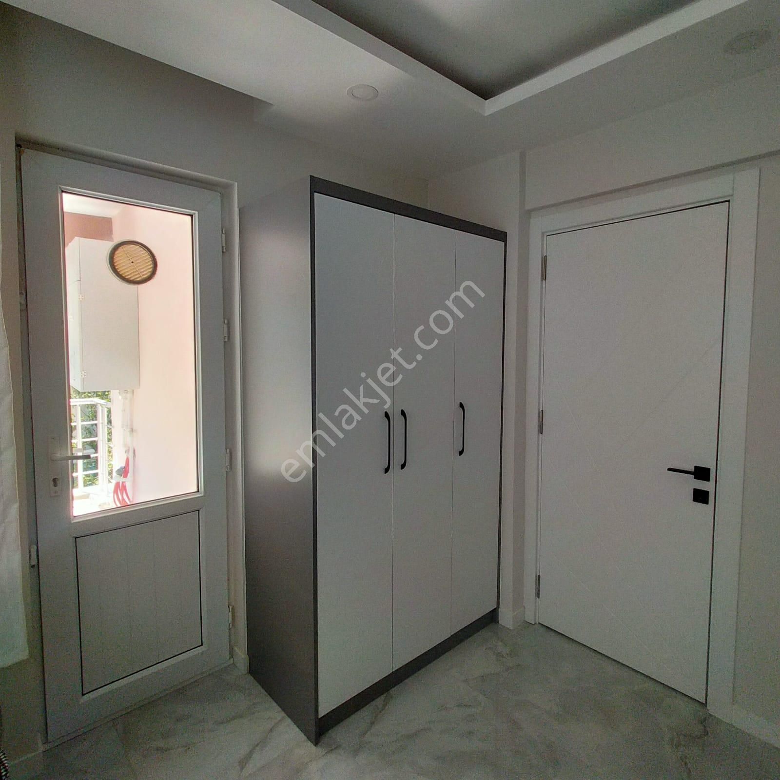 Ender Uysal Gayrimenkulden Yunusemre De Kiralık 2+1 Klimalı Lüx Apart.. - Görsel 12