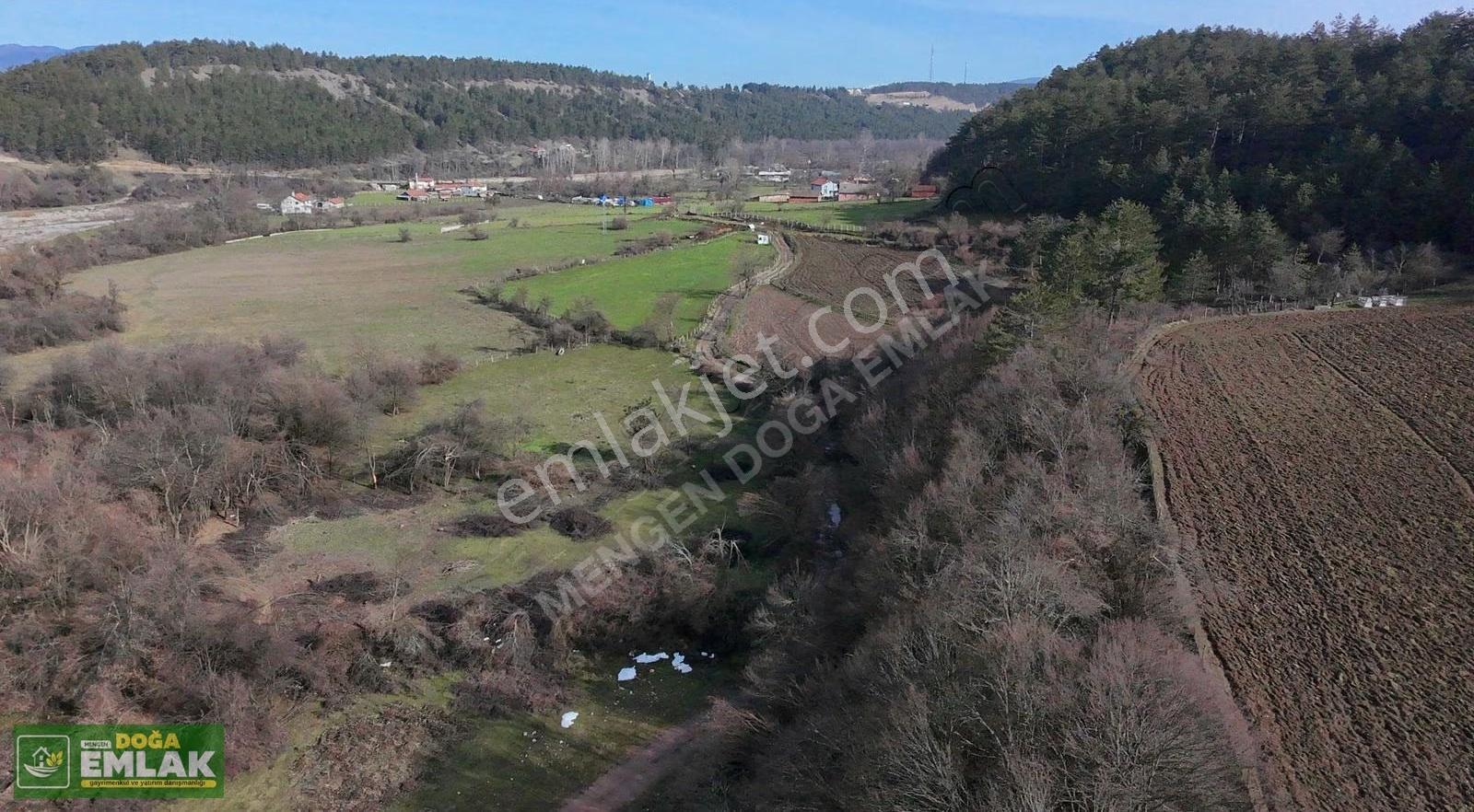 Mengen Babahızır Akbük'te Satılık 1.992 M² Yol Cepheli Tarla - Görsel 3