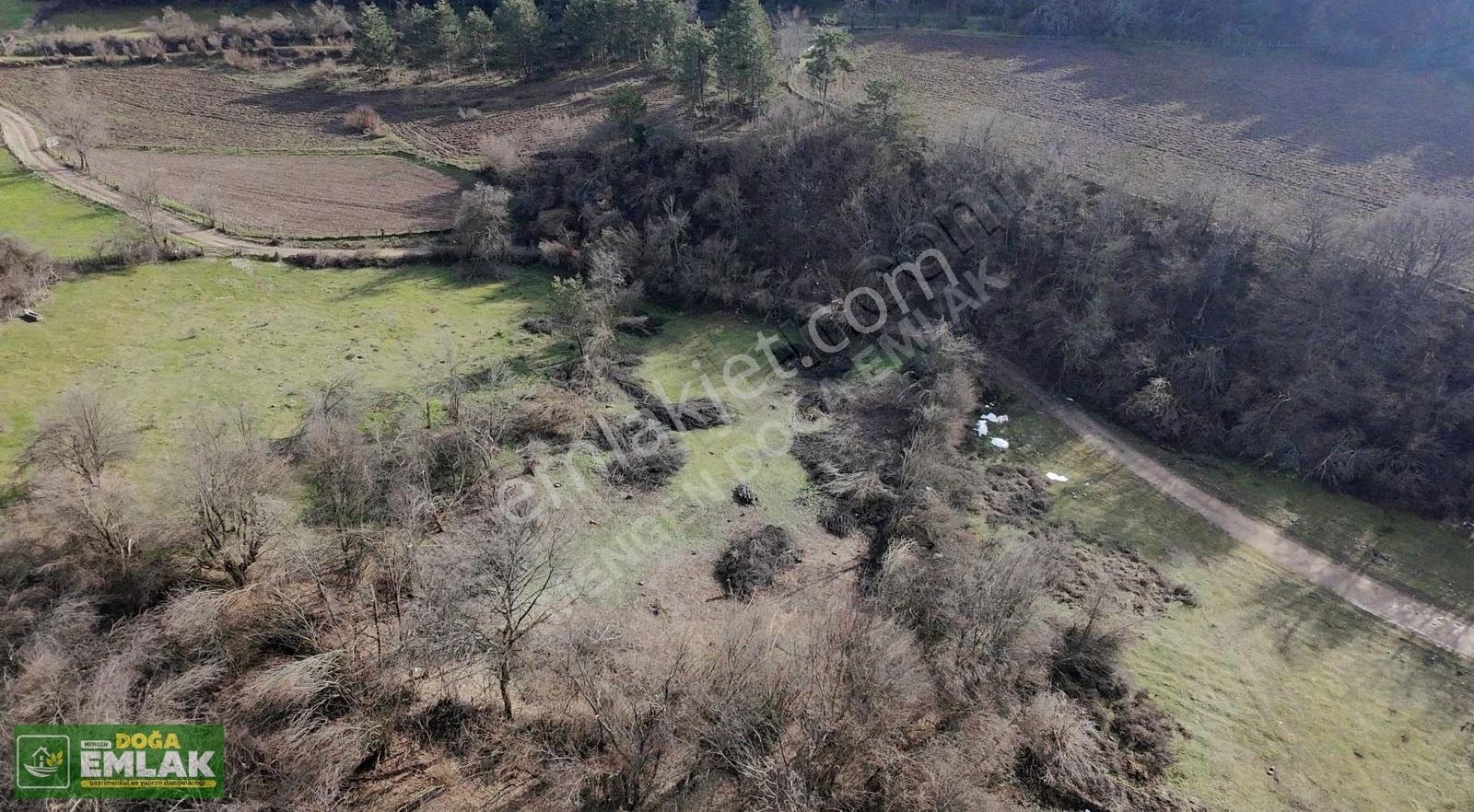 Mengen Babahızır Akbük'te Satılık 1.992 M² Yol Cepheli Tarla - Görsel 12
