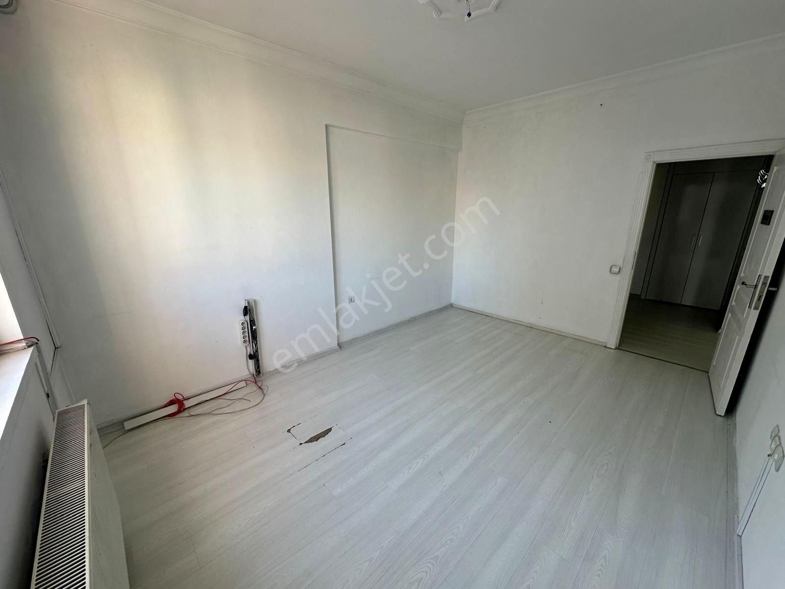 Emre Emlak'tan Selçukluda Site İçi 3+1 Arakat Masrafsız Satılık Daire - Görsel 10