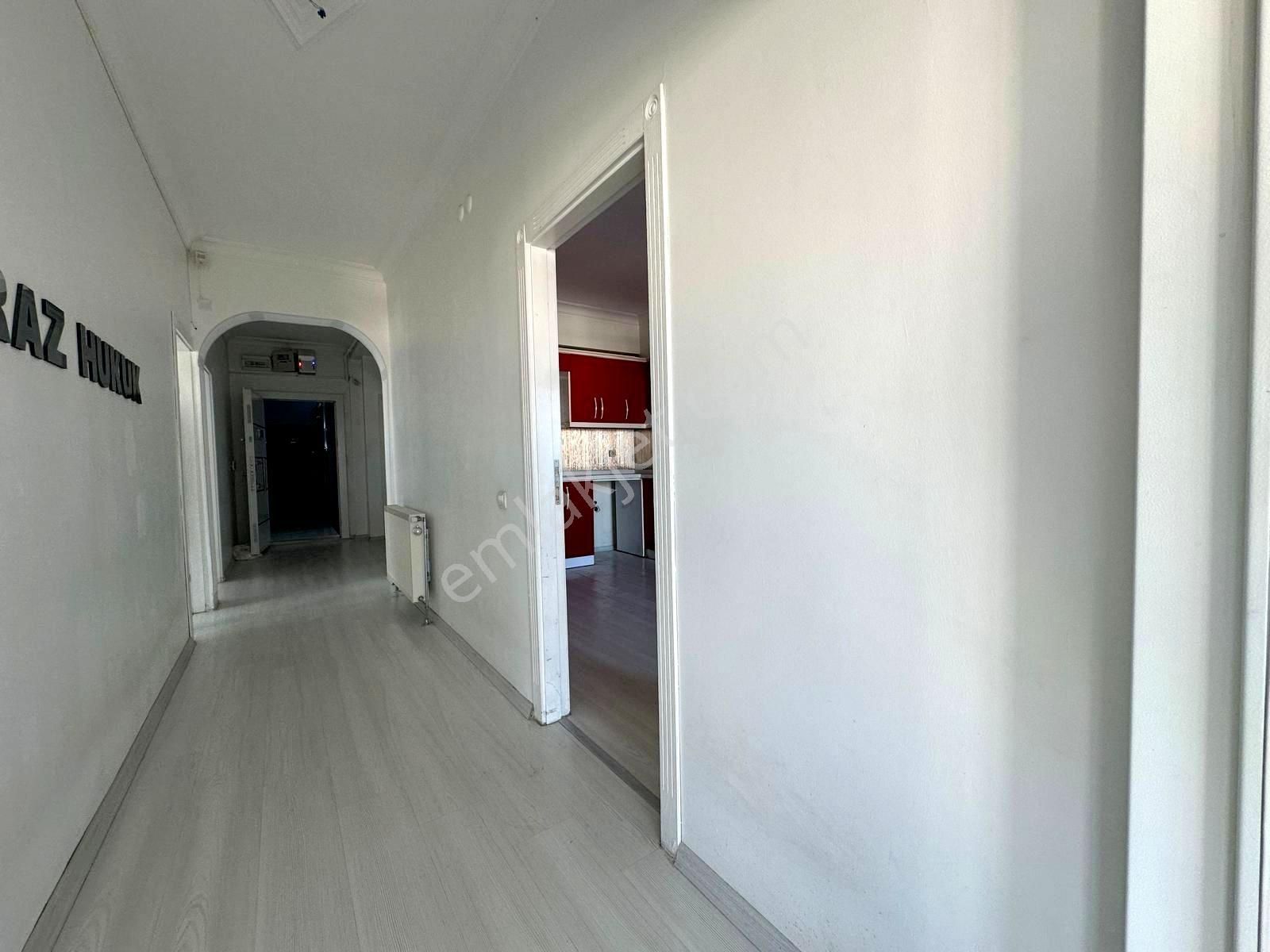 Emre Emlak'tan Selçukluda Site İçi 3+1 Arakat Masrafsız Satılık Daire - Görsel 15
