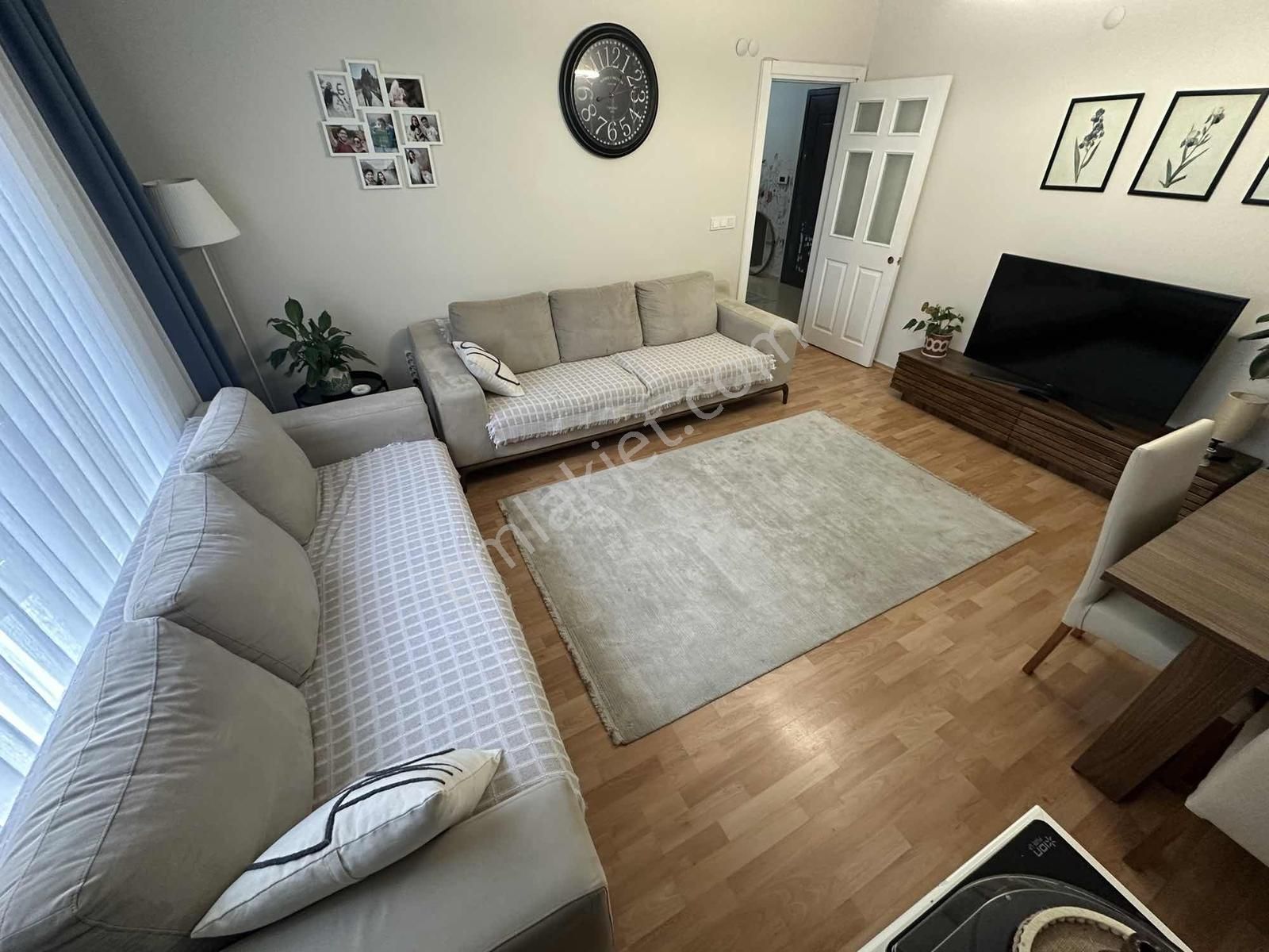 Esenevler Mahallesi 3+1 Satılık Ara Kat Daire 8.000.000 Tl - Görsel 11