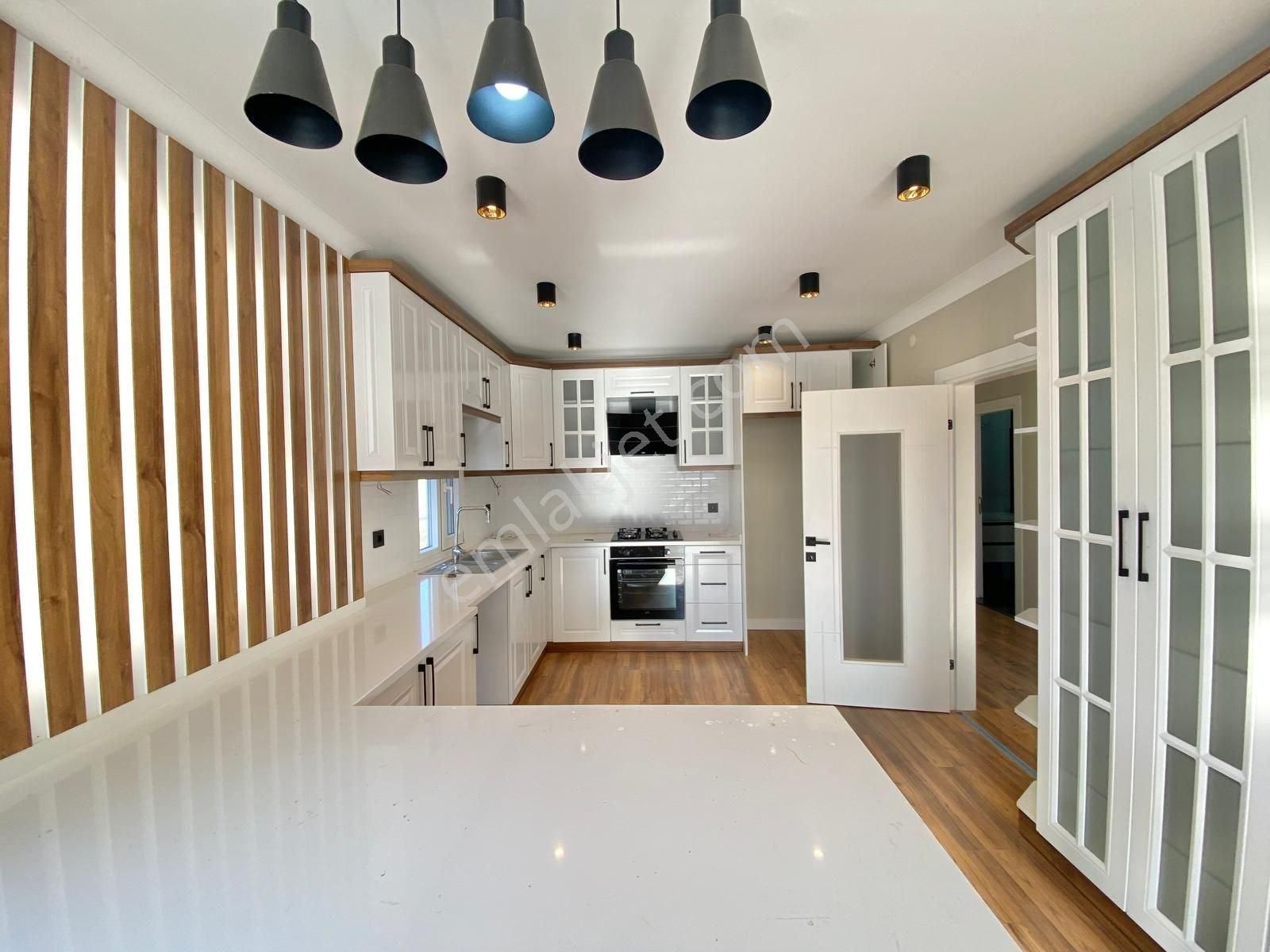 Yükselden Müstakil Deniz Manzaralı 420 M2 Arsa İçinde Villa - Görsel 6