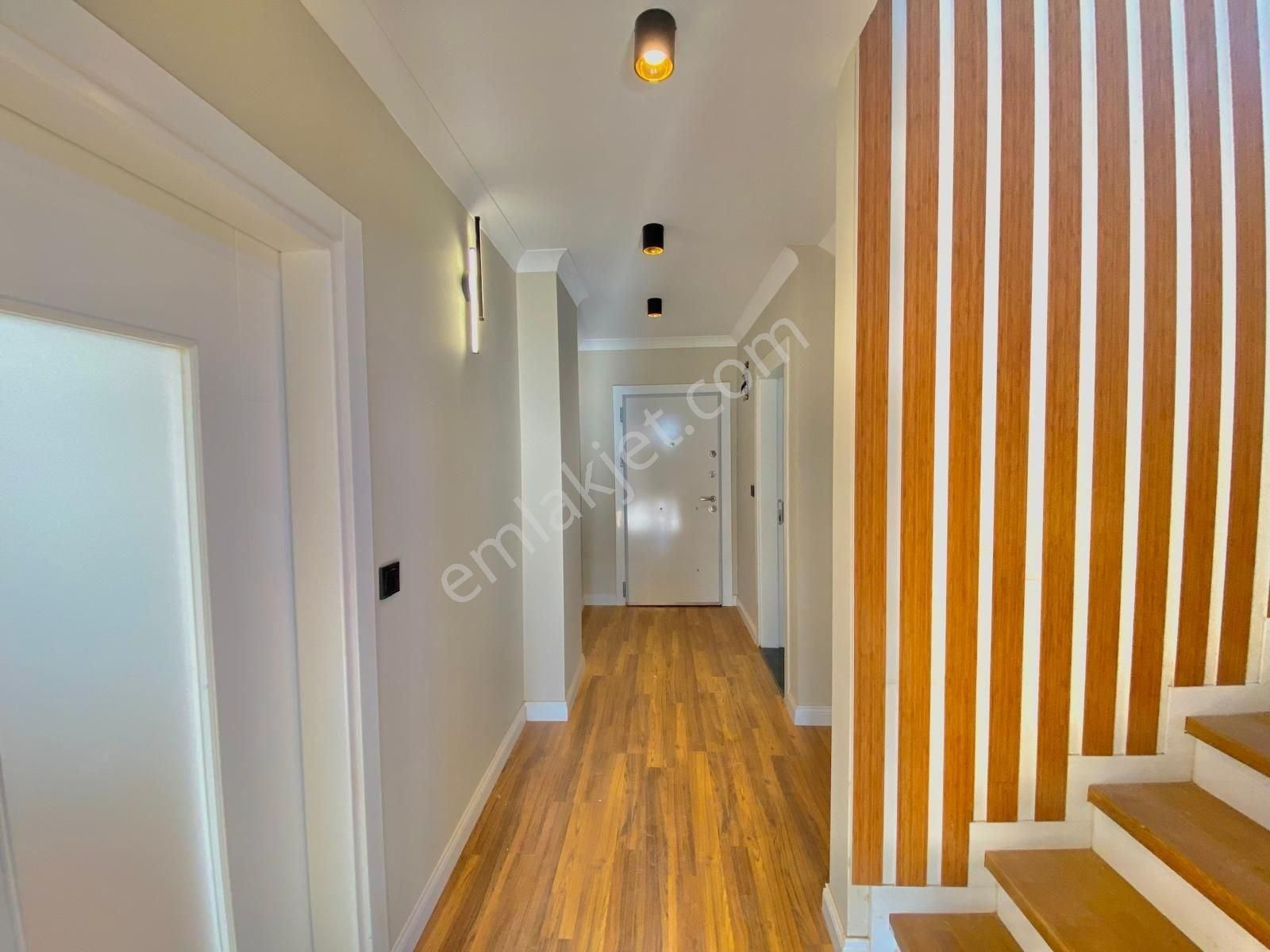 Yükselden Müstakil Deniz Manzaralı 420 M2 Arsa İçinde Villa - Görsel 9