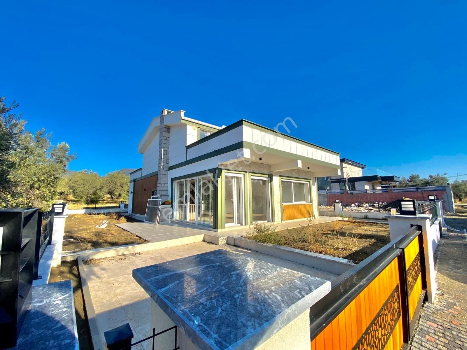 Yükselden Müstakil Deniz Manzaralı 420 M2 Arsa İçinde Villa - Görsel 4