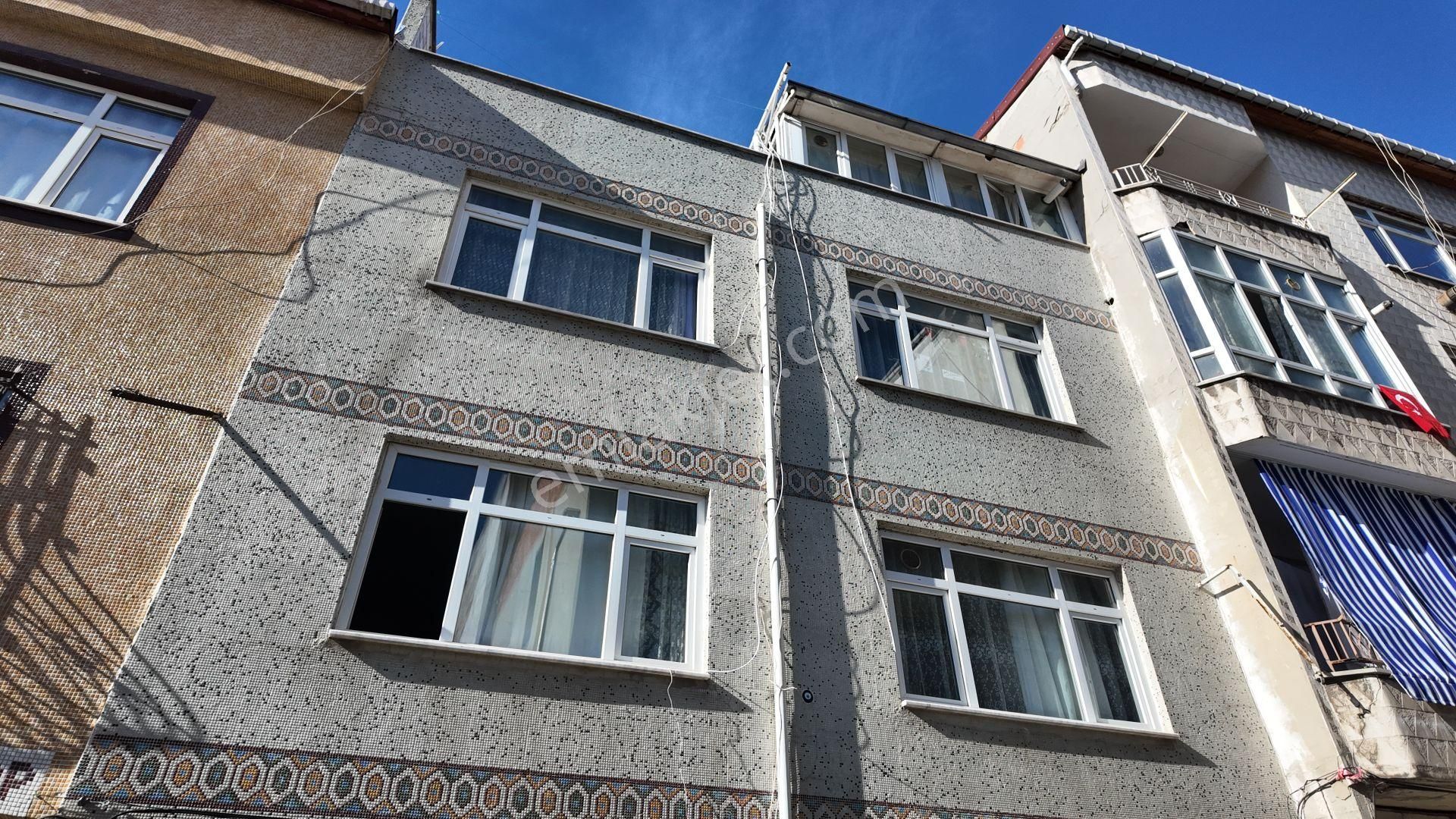 101 M2 Satılık Komple Bina 4 Kat + Çatı İmar Bitişik Nizam - Görsel 4