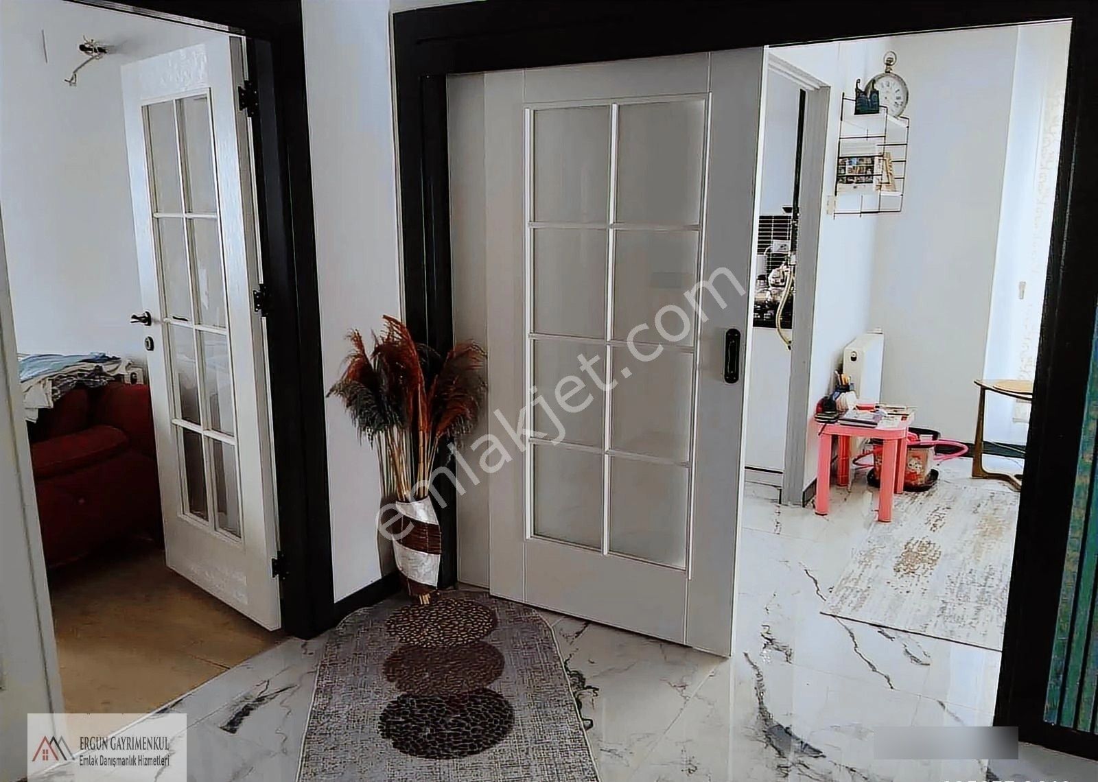 Mersin Mezitli Akdeniz Mahallesinde Geniş Ve Ferah 3+1 Daire - Görsel 2