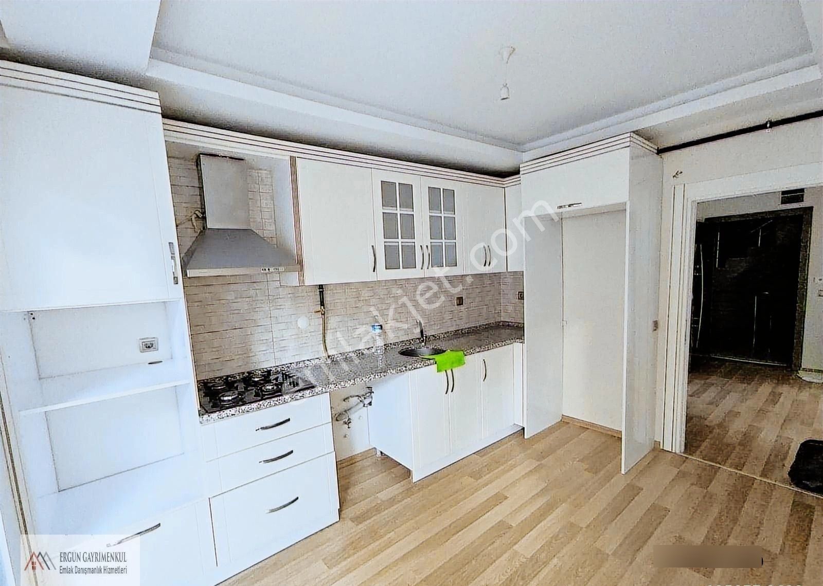 Ergünden Osmaniyede Doğalgazlı Herkat Tek Daire 3+1 Kiralık - Görsel 7