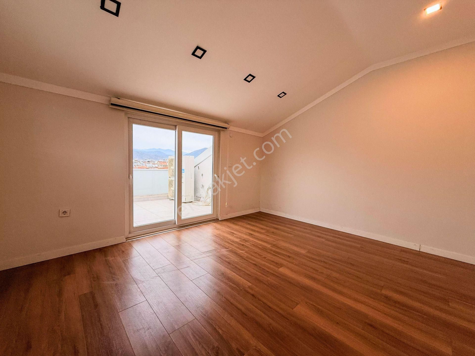 Goldhouse Dan Kiralık Tuzla Da Ferah Ve Geniş 3+1 Çatı Dubleksi - Görsel 22