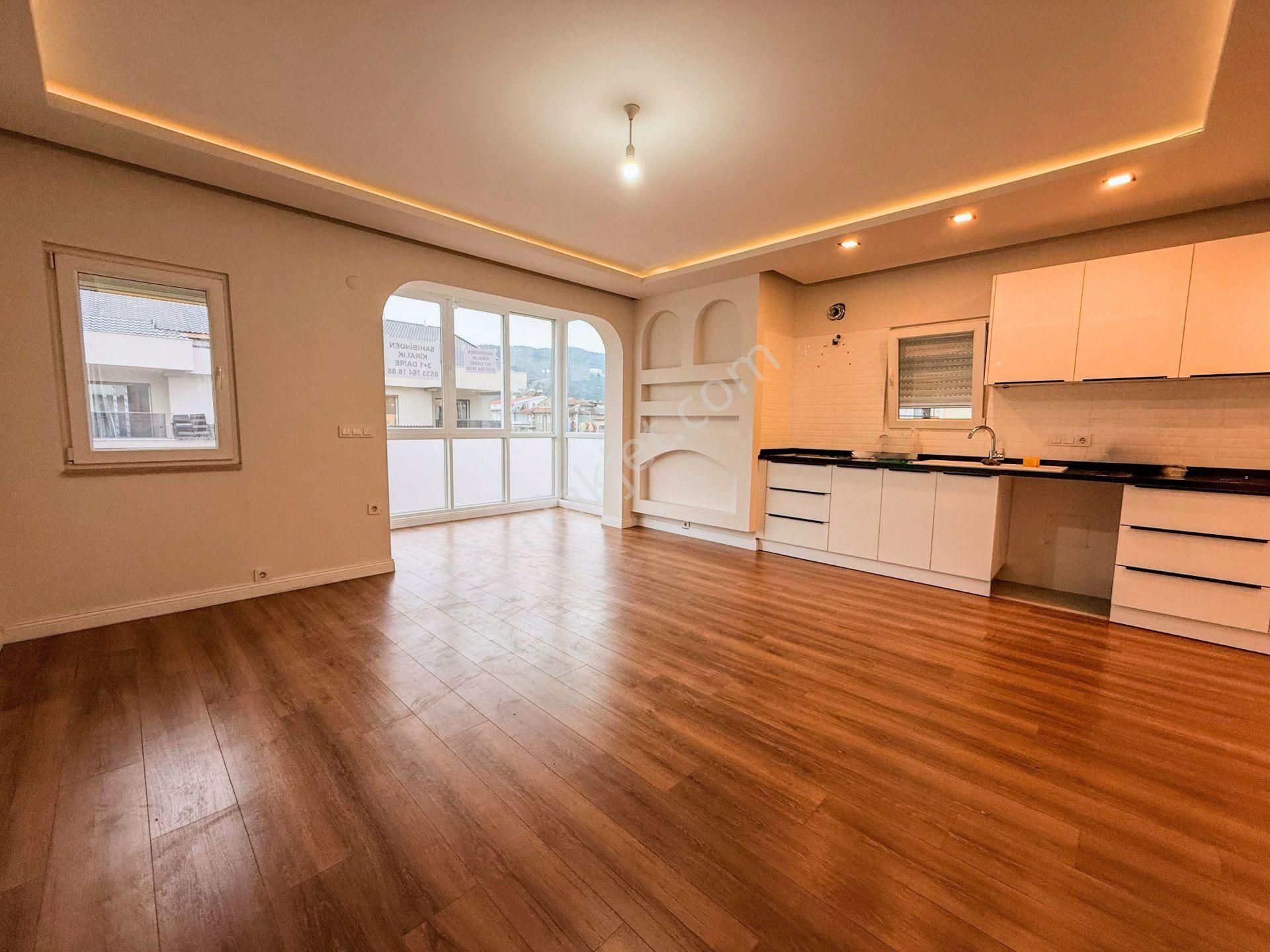 Goldhouse Dan Kiralık Tuzla Da Ferah Ve Geniş 3+1 Çatı Dubleksi