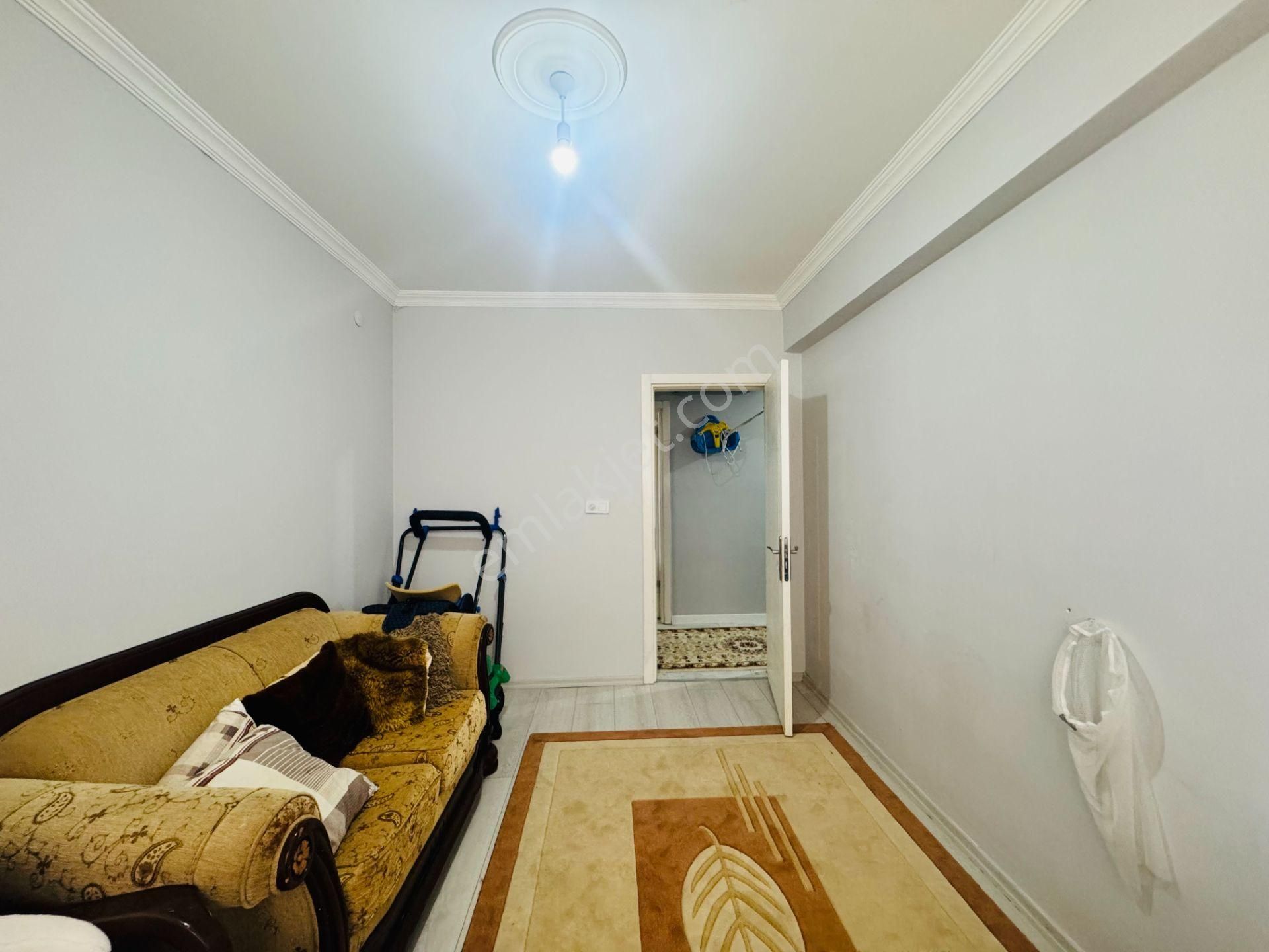 Güven'den Kapalı'da İskanlı Kombili K.otoparklı Geniş 3+1 Daire - Görsel 24