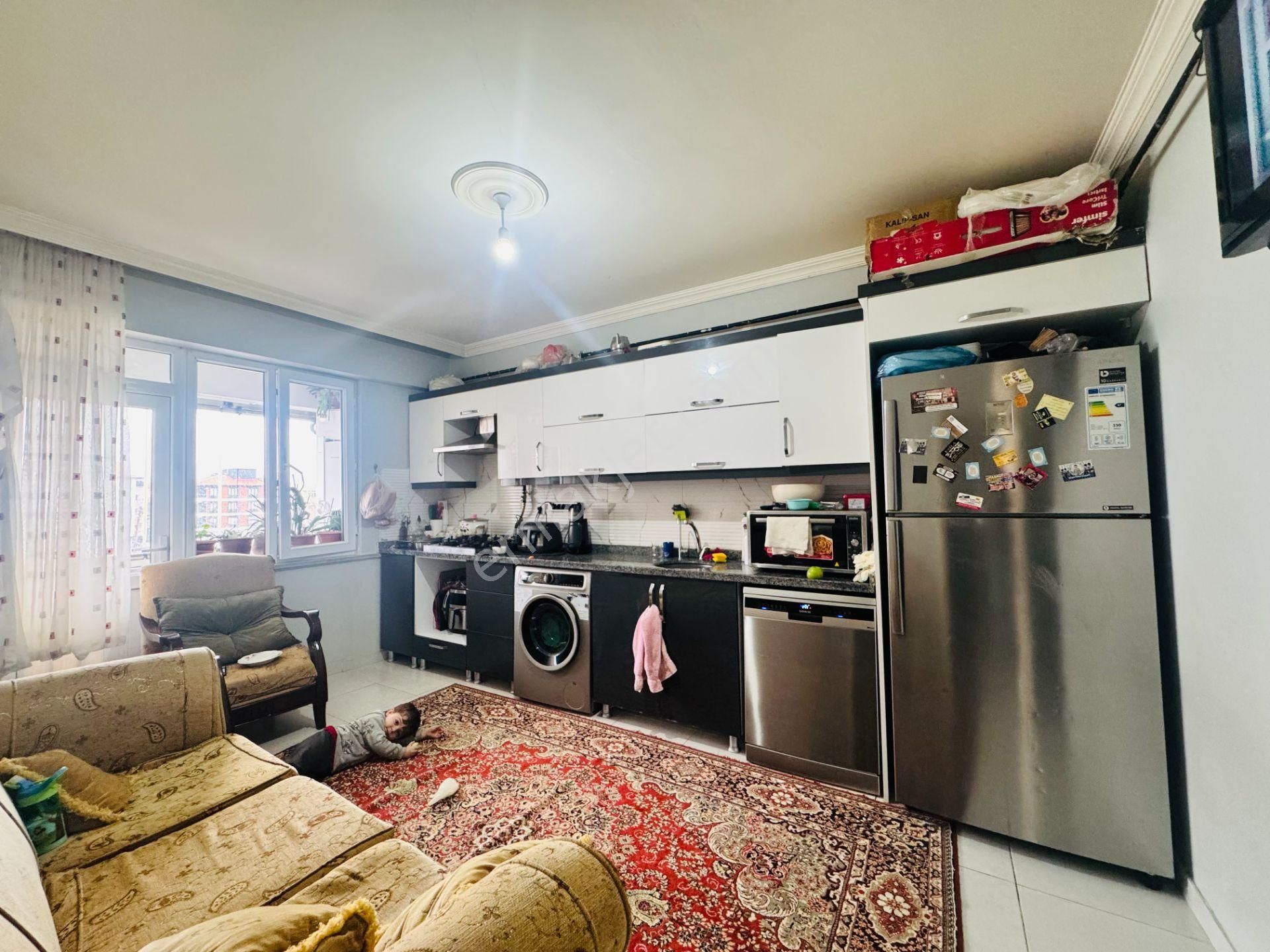 Güven'den Kapalı'da İskanlı Kombili K.otoparklı Geniş 3+1 Daire - Görsel 8