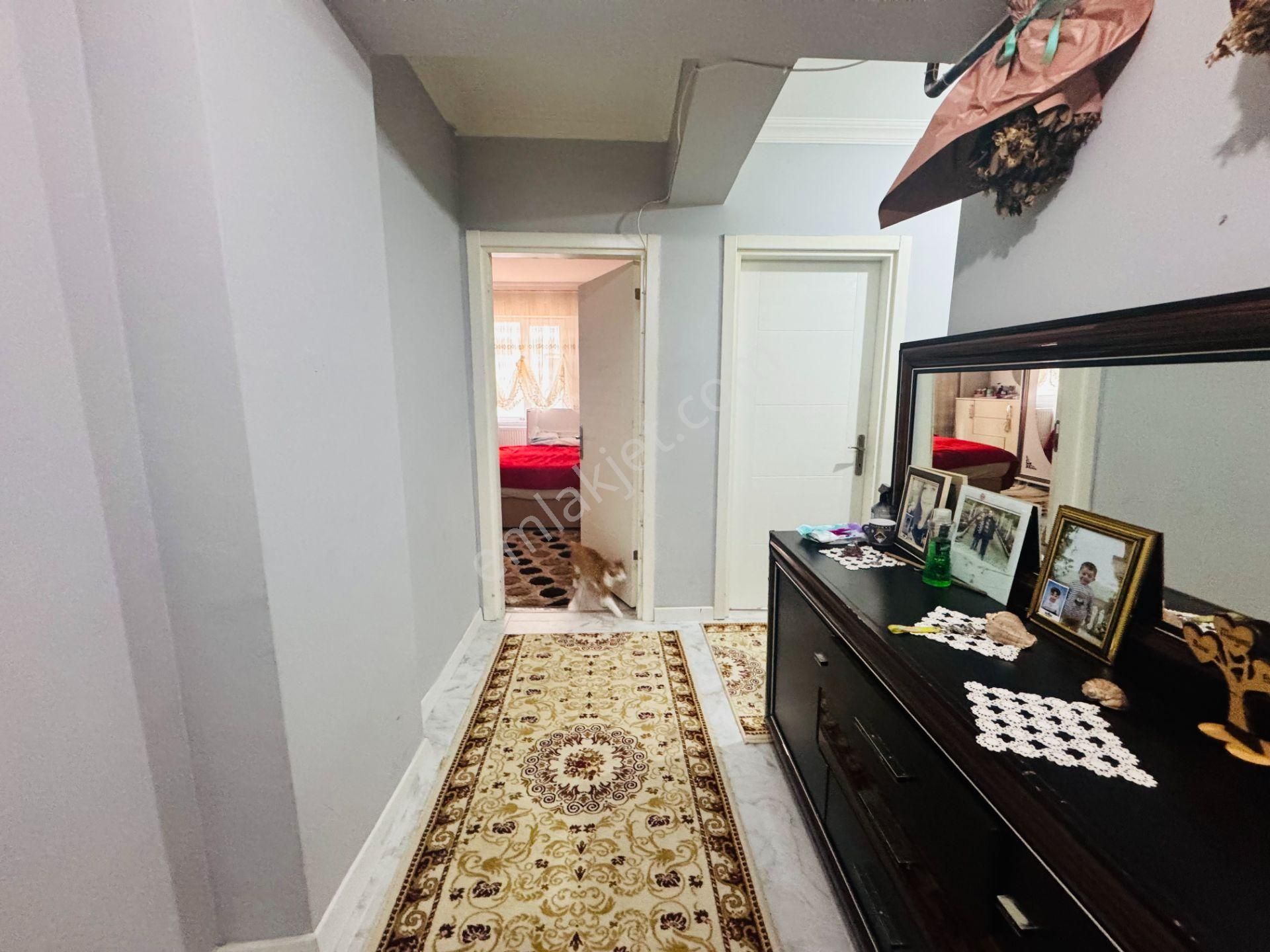 Güven'den Kapalı'da İskanlı Kombili K.otoparklı Geniş 3+1 Daire - Görsel 31