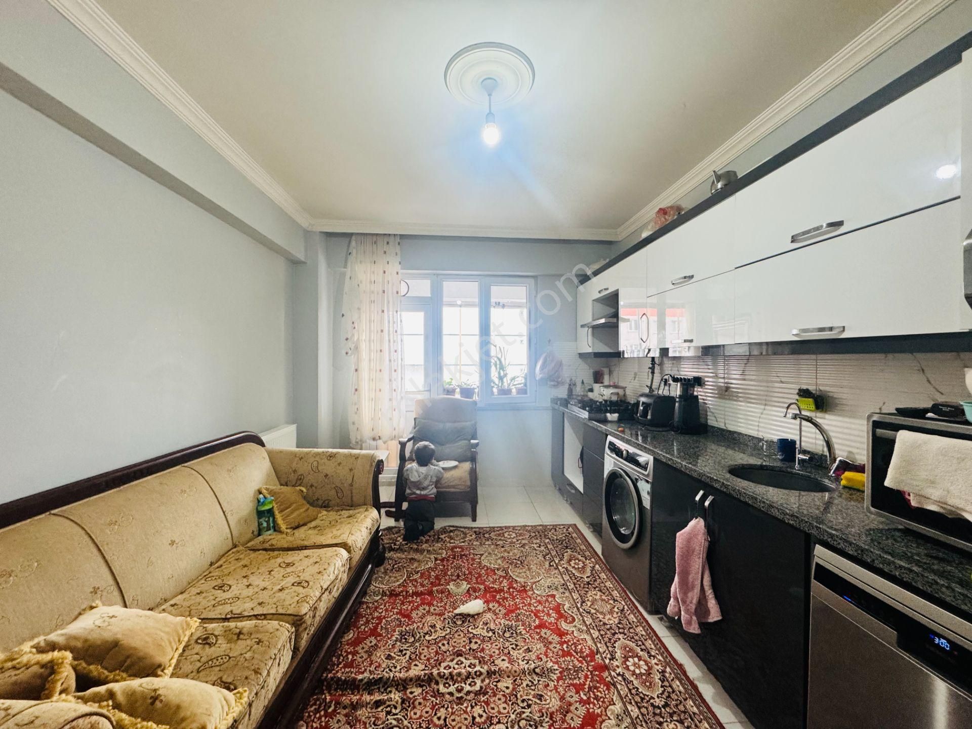 Güven'den Kapalı'da İskanlı Kombili K.otoparklı Geniş 3+1 Daire - Görsel 7