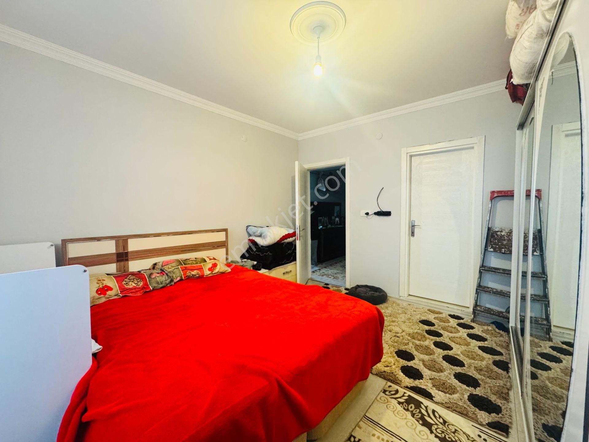 Güven'den Kapalı'da İskanlı Kombili K.otoparklı Geniş 3+1 Daire - Görsel 14