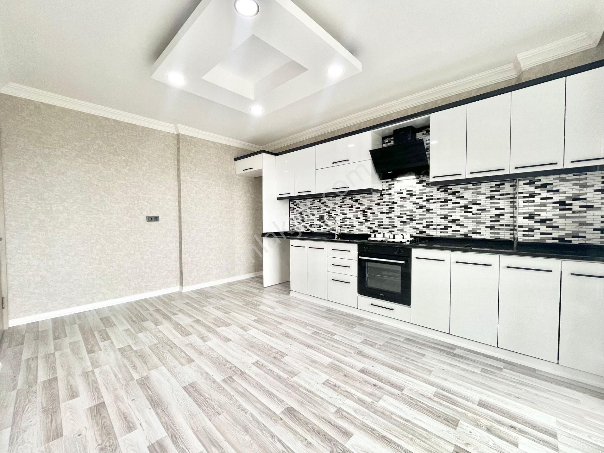 Yükselden Bölgenin En Geniş Ultra Lux Arakat Doğalgazlı 1+1daire