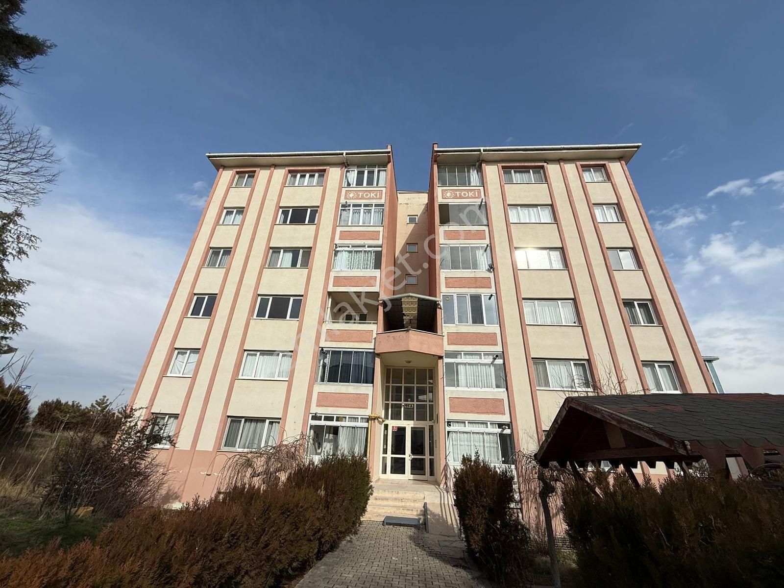 Satılık 3+1 Eşyalı Asansörlü Daire - Görsel 23