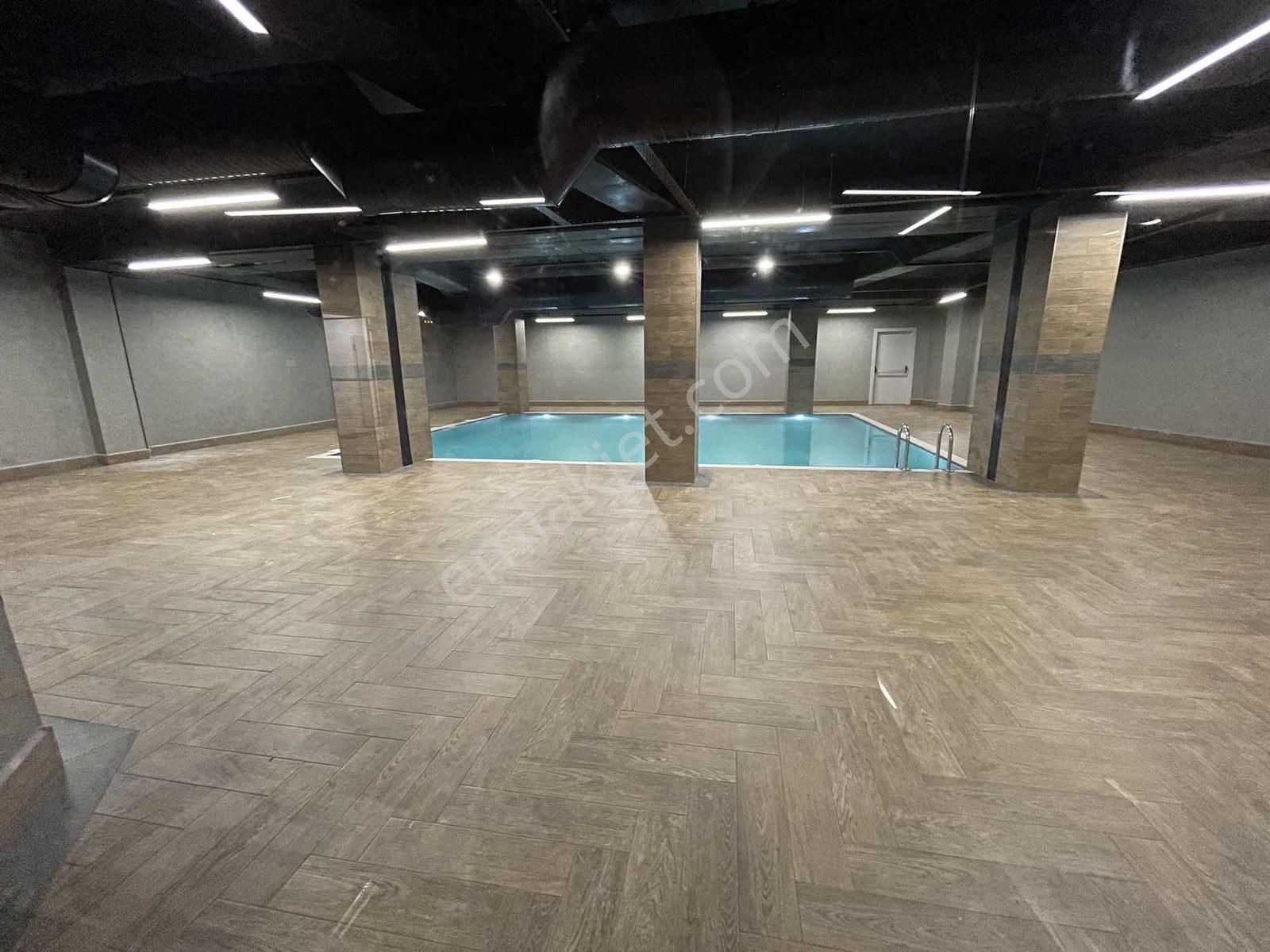 Kartal Bumerang Towers'da Kiralık Ofis Katı A Plas Fırsatt - Görsel 17
