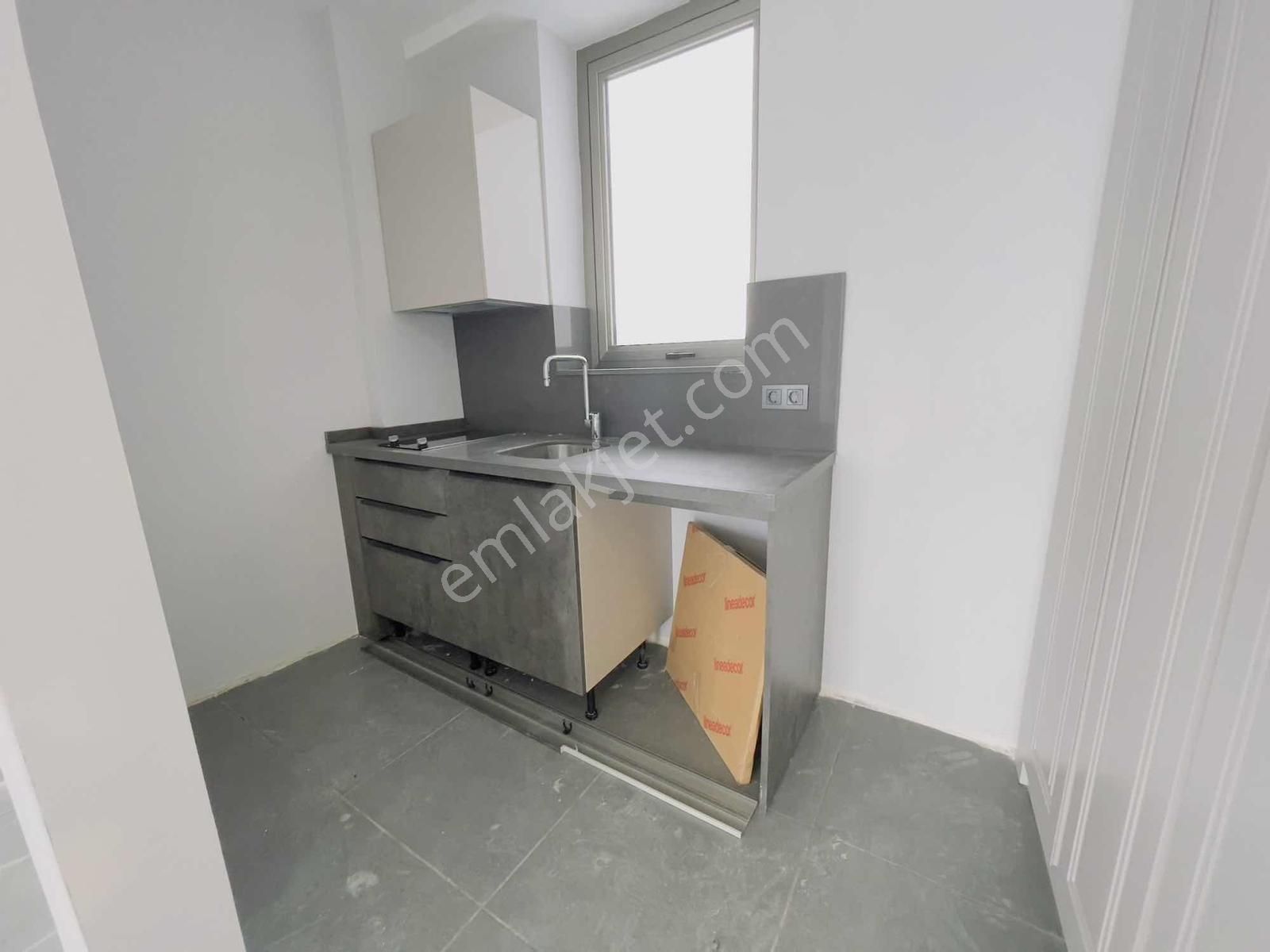 Kartal Bumerang Towers'da Kiralık Ofis Katı A Plas Fırsatt - Görsel 10
