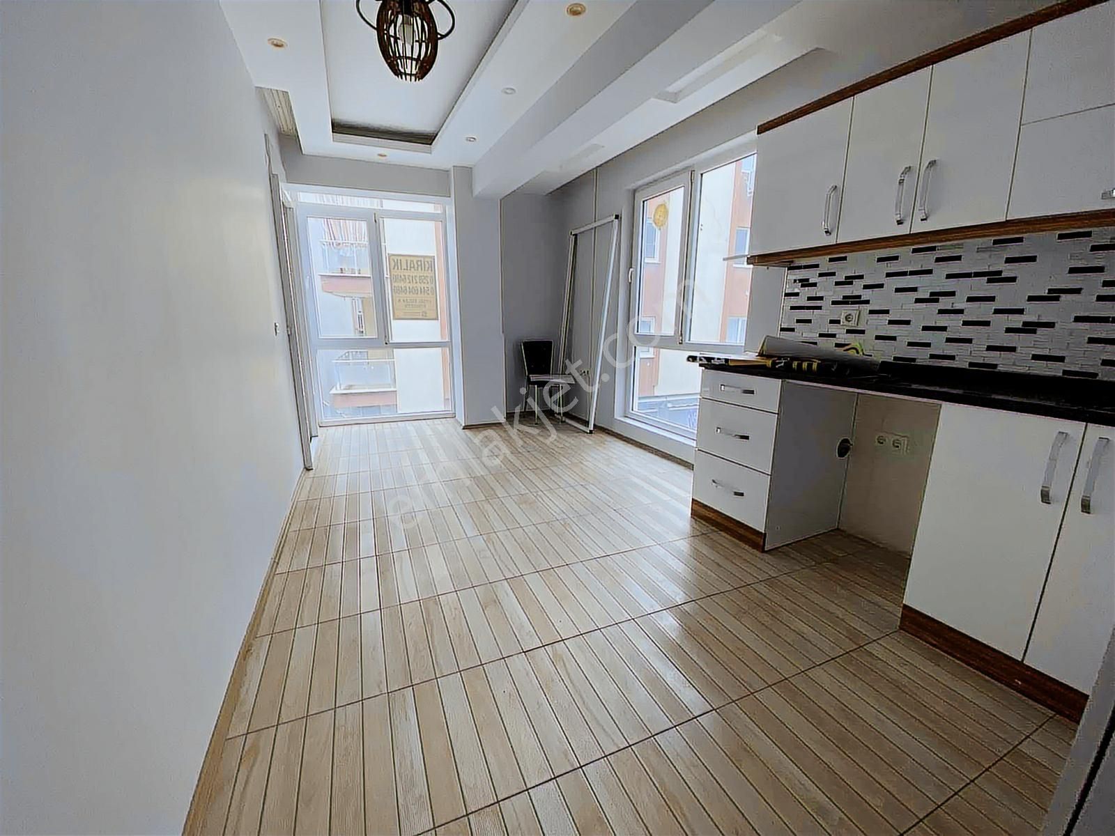 Uysal Emlak'tan Çınarda Belediye Yakını 2+1 Daire - Görsel 5