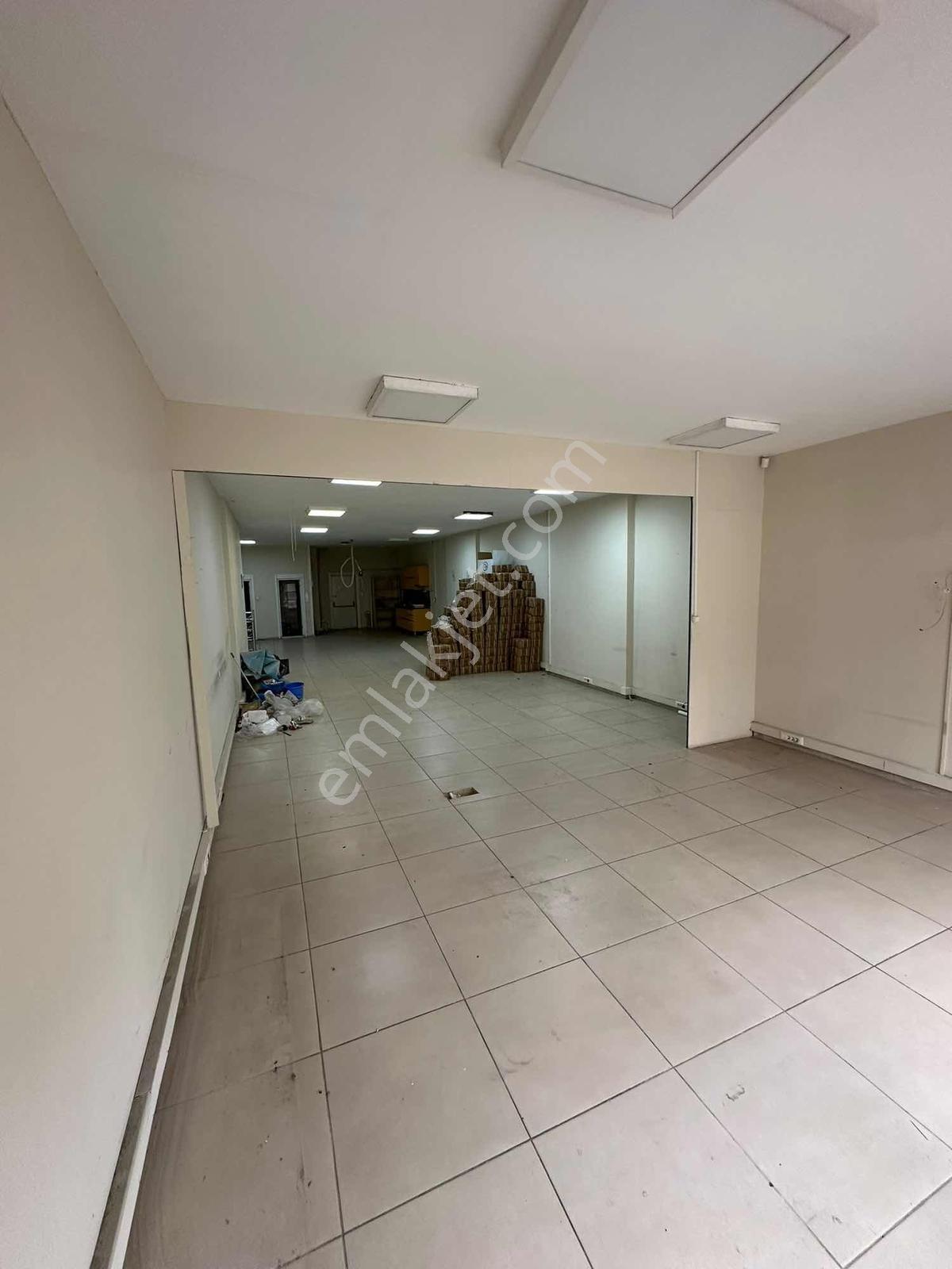 Çiğdem Emlak'tan Cadde Üzeri Kiralık Mağaza&dükkan 2 Katlı 280m2 - Görsel 17
