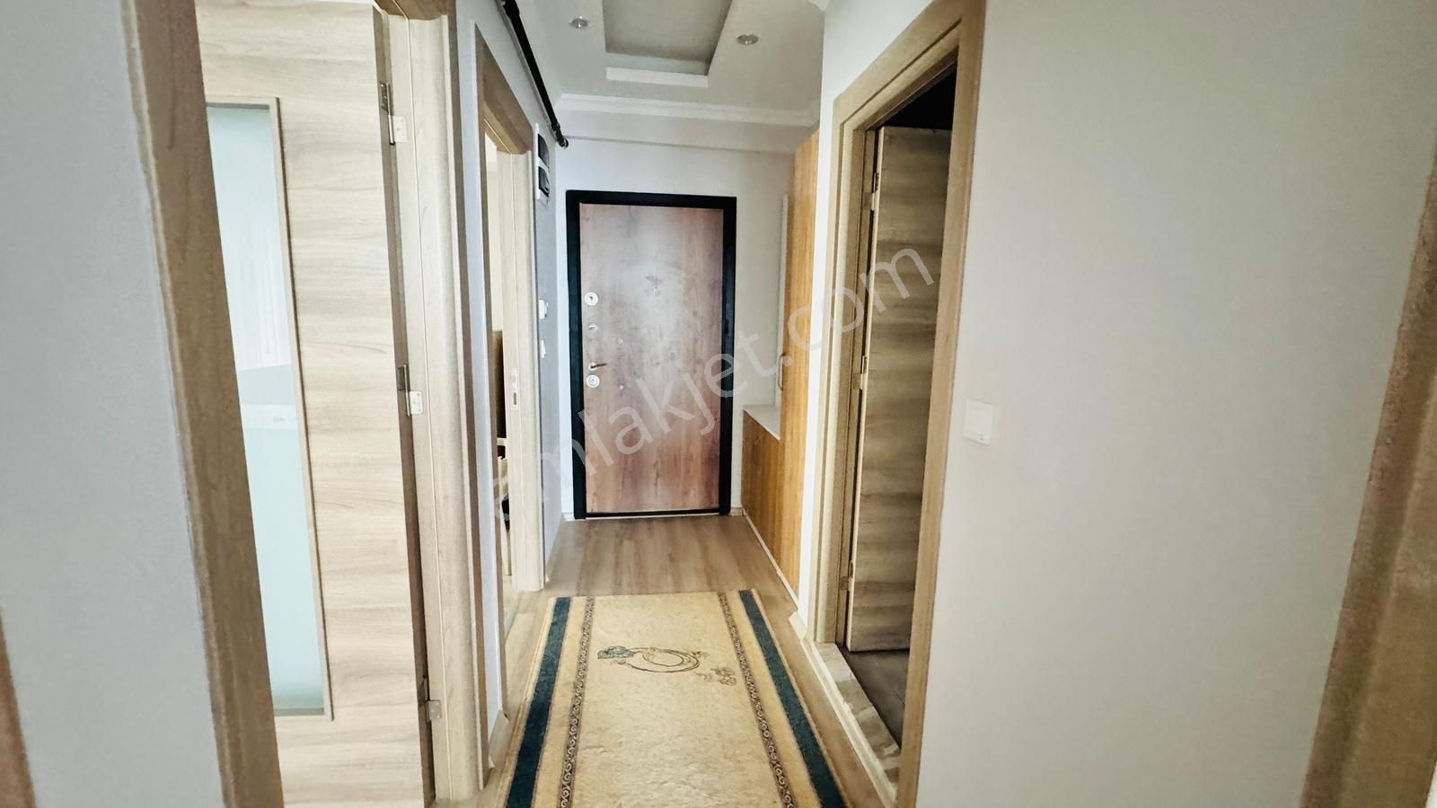 Yenifoça'da Havuzlu Site İçerisinde Kiralık 2+1 Eşyalı Daire - Görsel 30