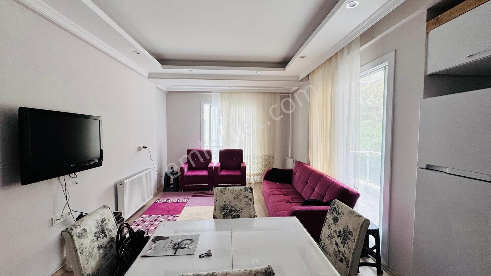 Yenifoça'da Havuzlu Site İçerisinde Kiralık 2+1 Eşyalı Daire - Görsel 28