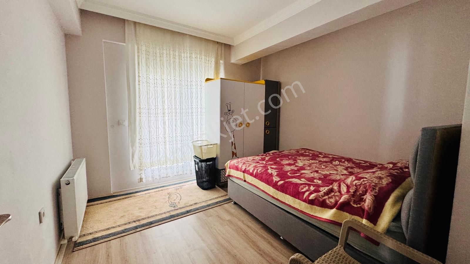 Yenifoça'da Havuzlu Site İçerisinde Kiralık 2+1 Eşyalı Daire - Görsel 29
