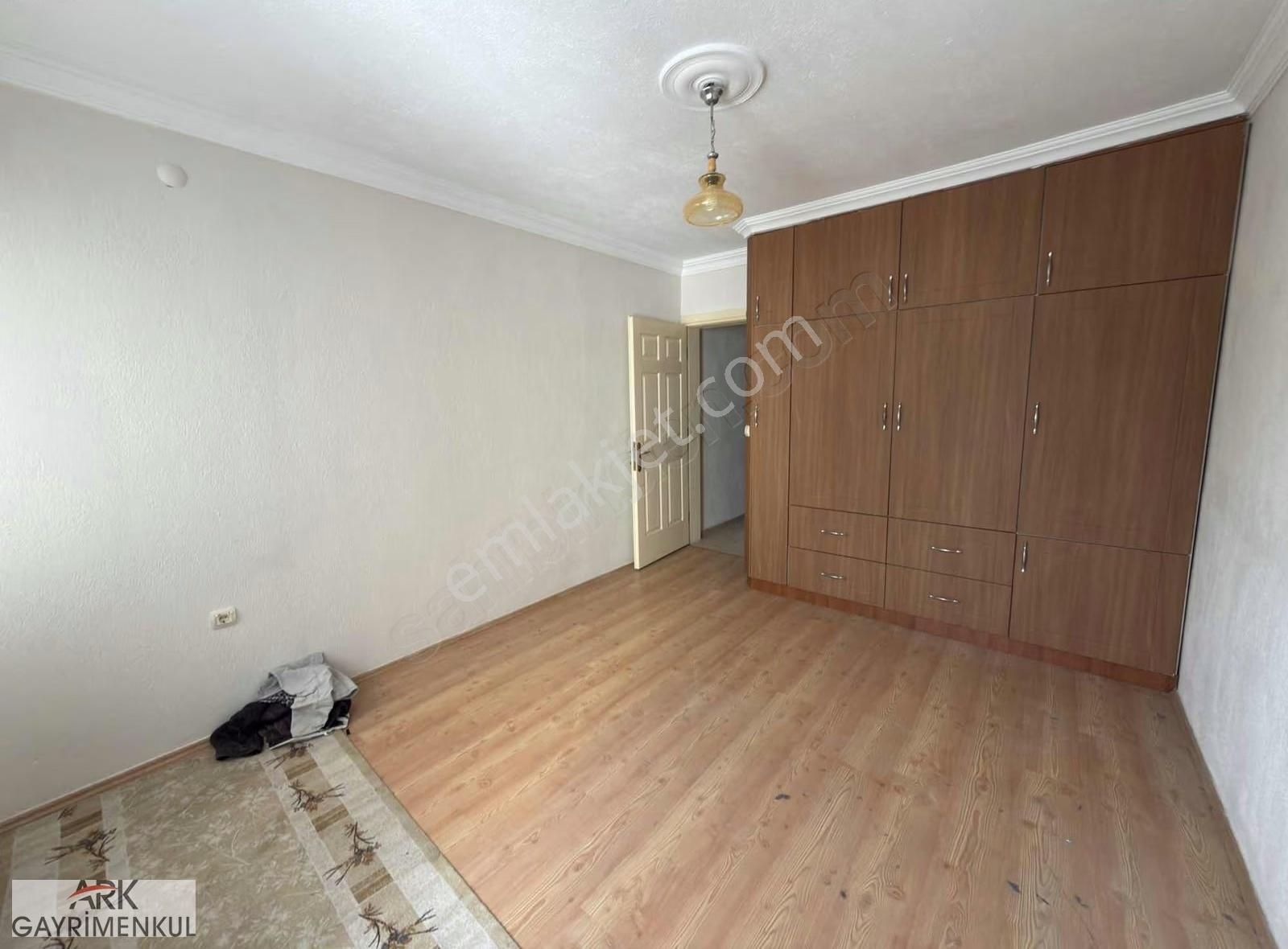 Kiralık - Şömineli 145m2 3+1 Daire - Görsel 14