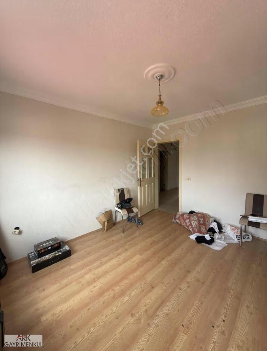 Kiralık - Şömineli 145m2 3+1 Daire - Görsel 18