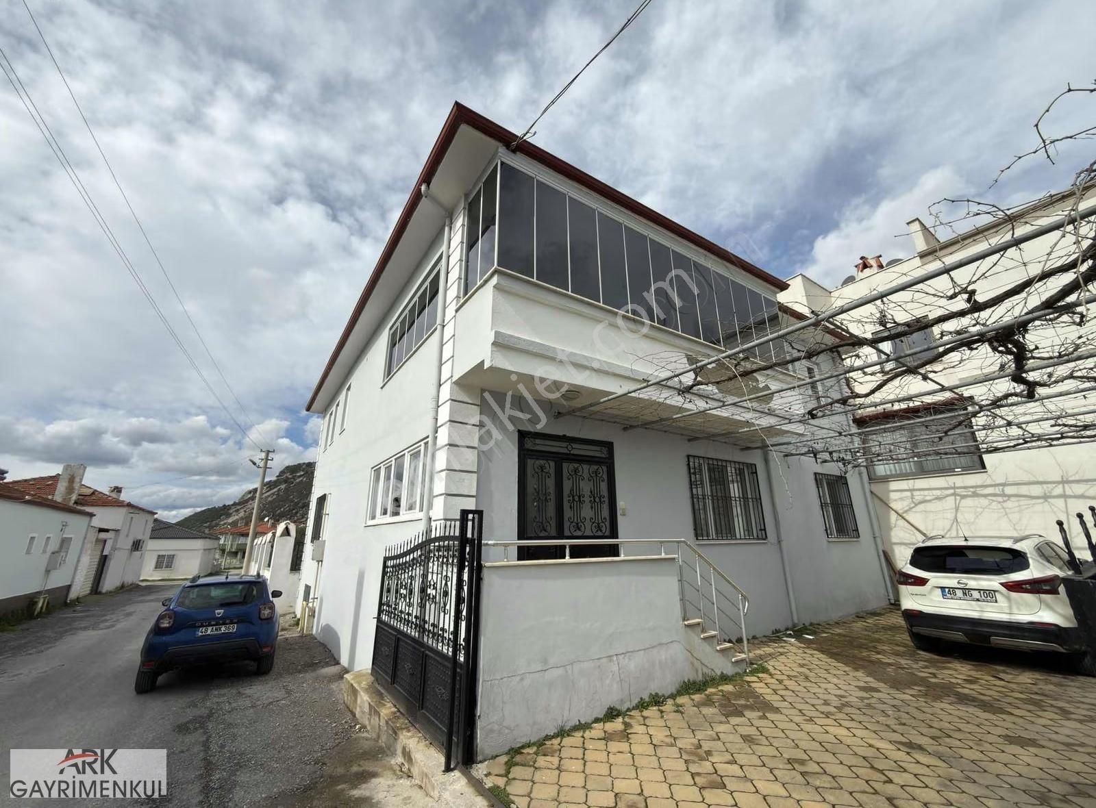 Kiralık - Şömineli 145m2 3+1 Daire - Görsel 5