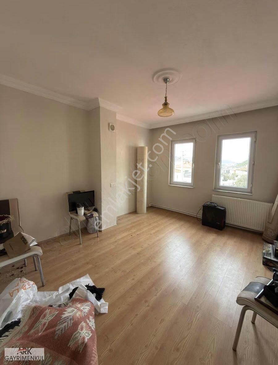 Kiralık - Şömineli 145m2 3+1 Daire - Görsel 8