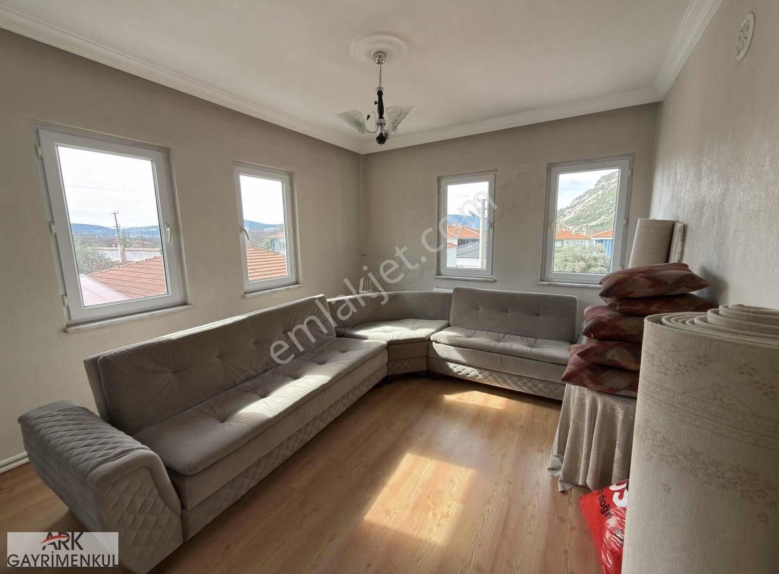 Kiralık - Şömineli 145m2 3+1 Daire - Görsel 16