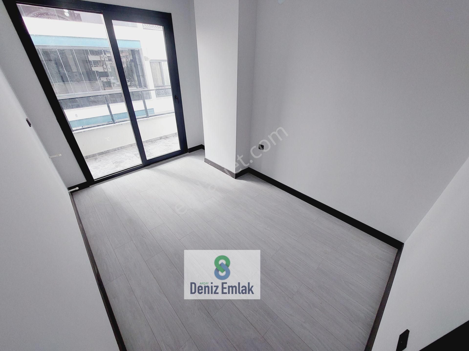 Denizden Akçayda Yeni Binada Lüks Asansörlü Satılık 1+1 Daire - Görsel 4