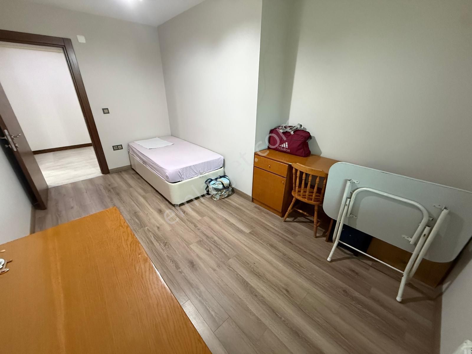 Delux'den Güvenlikli Sitede Deniz Yakını Satılık Geniş 3+1 Daire - Görsel 13