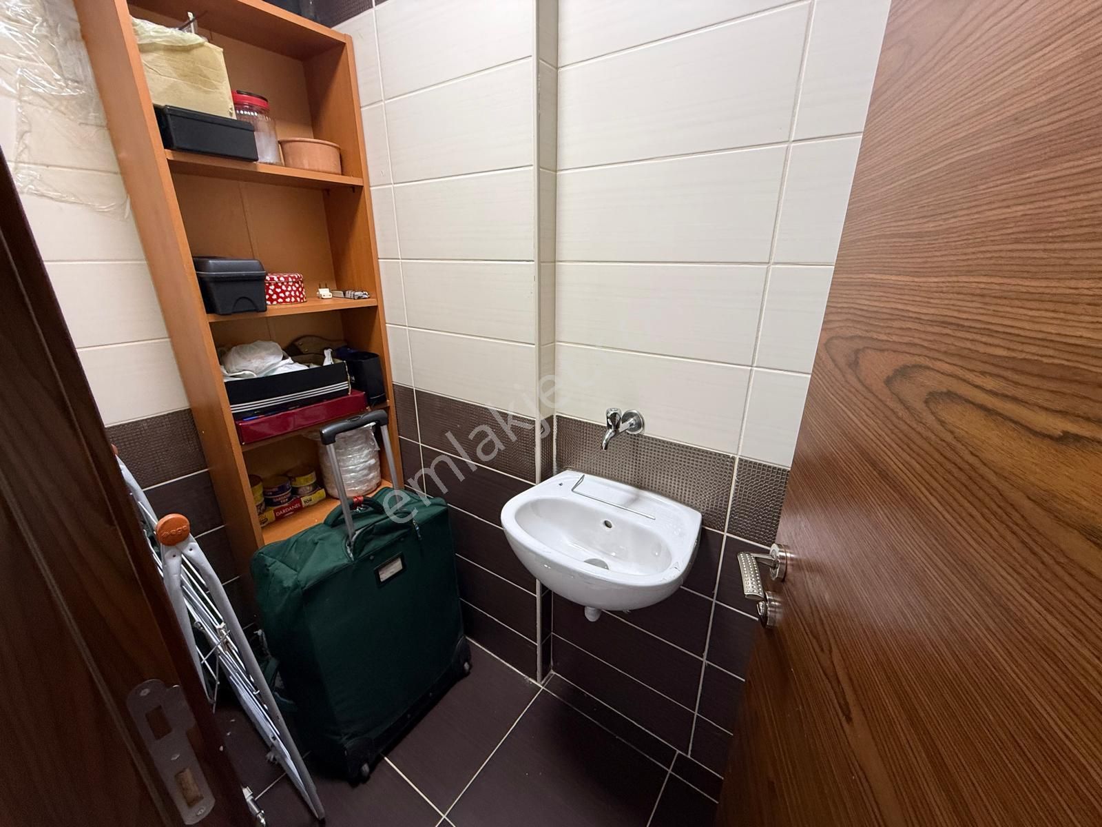 Delux'den Güvenlikli Sitede Deniz Yakını Satılık Geniş 3+1 Daire - Görsel 10