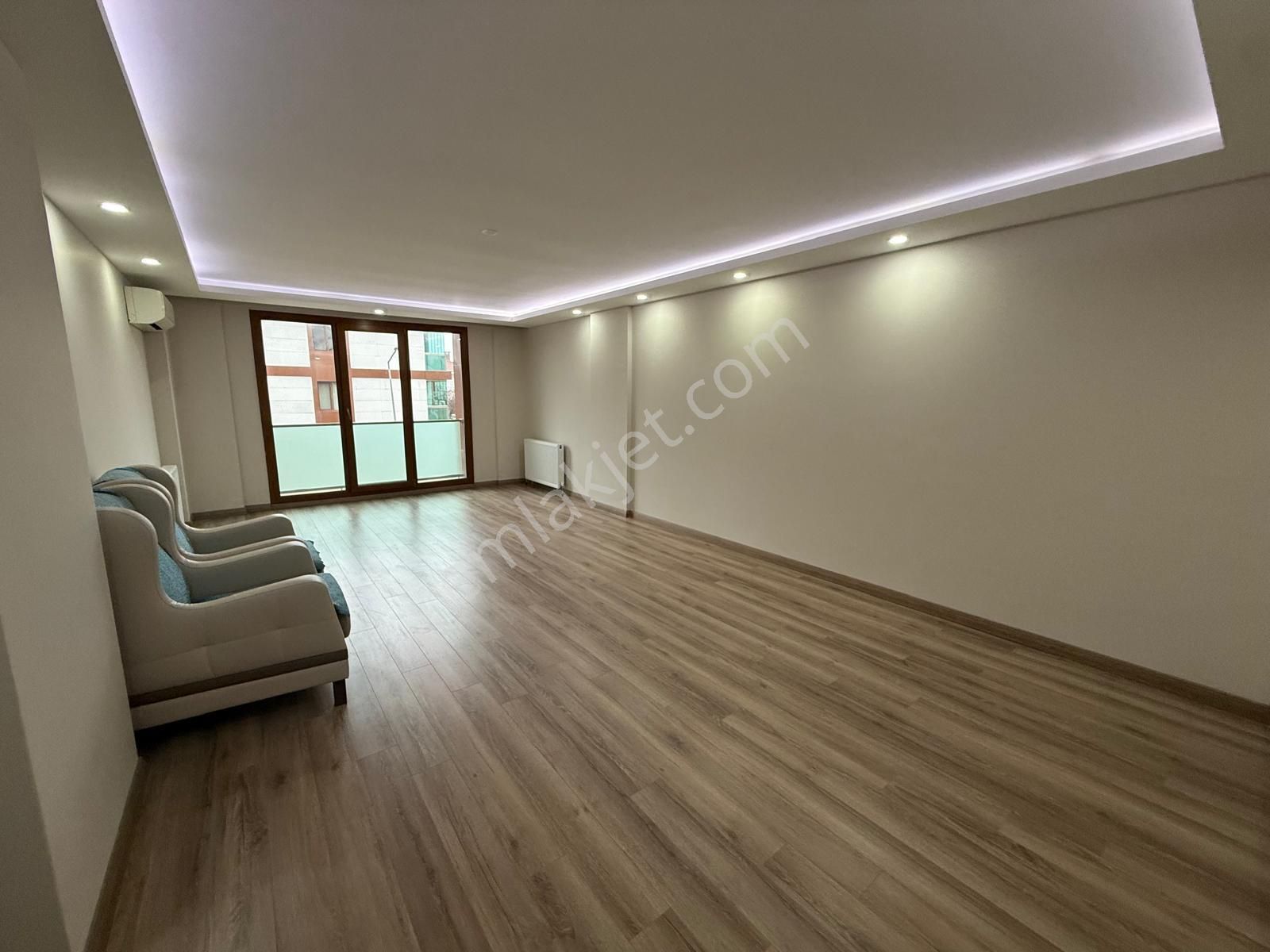 Delux'den Güvenlikli Sitede Deniz Yakını Satılık Geniş 3+1 Daire - Görsel 7