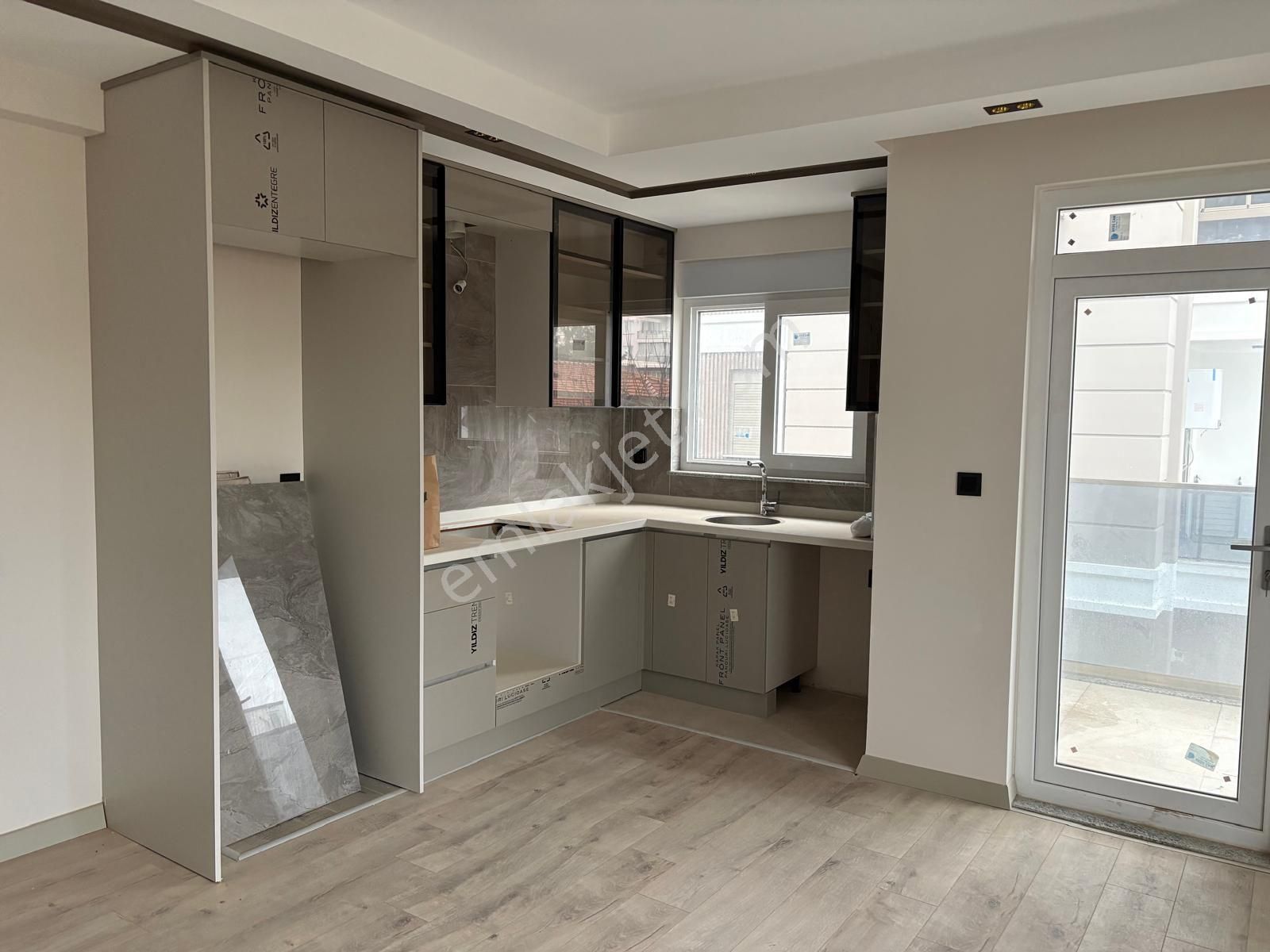 Antalya Kepez Varsak Karşıyaka Sıfır Balkonlu Arakat Kiralık - Görsel 15