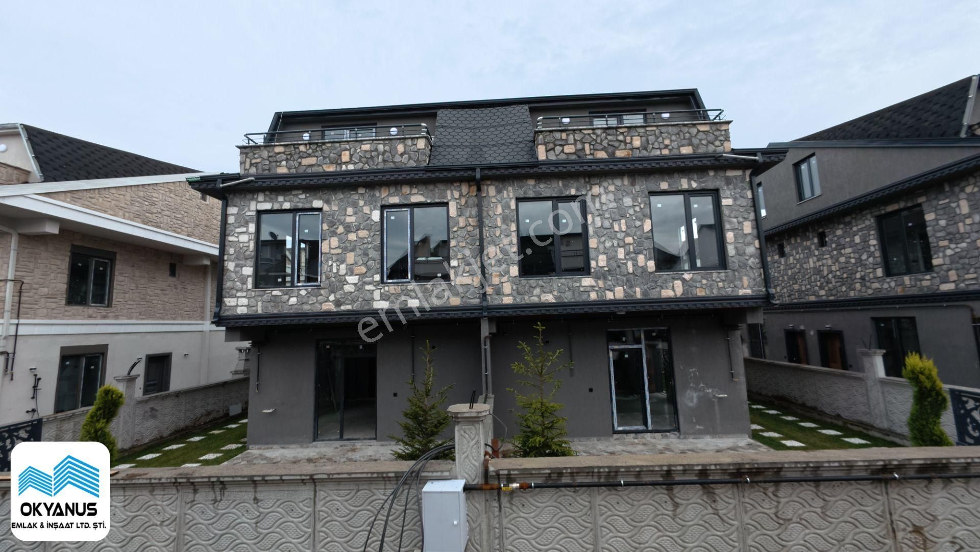 Sakarya Kocaali'de Geniş Bahçeli 3+1 Modern Villa - Görsel 2