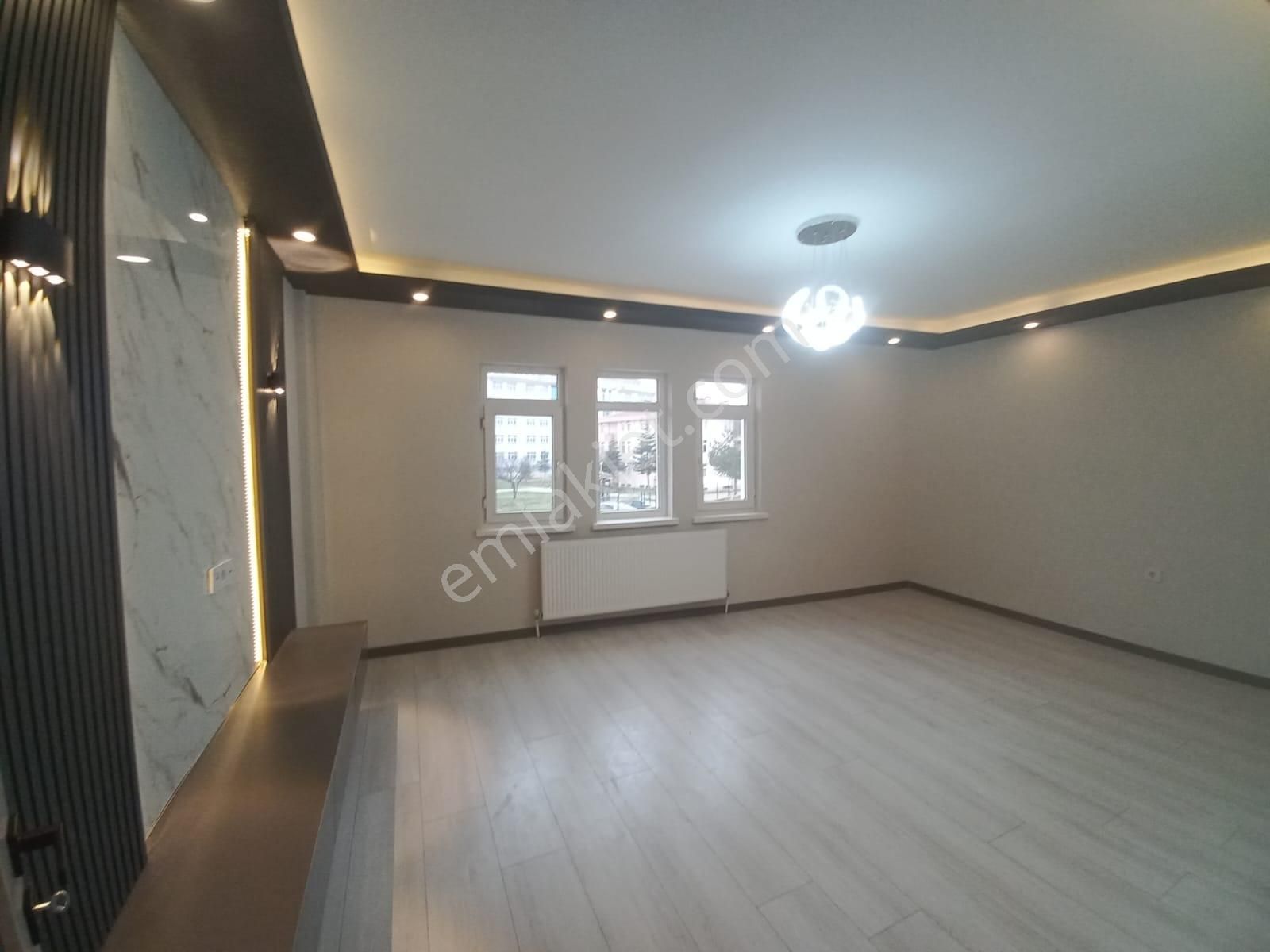 Mç Emlak'tan Ahi Evran Mahallesin'de 3+1 Satılık Daire - Görsel 4