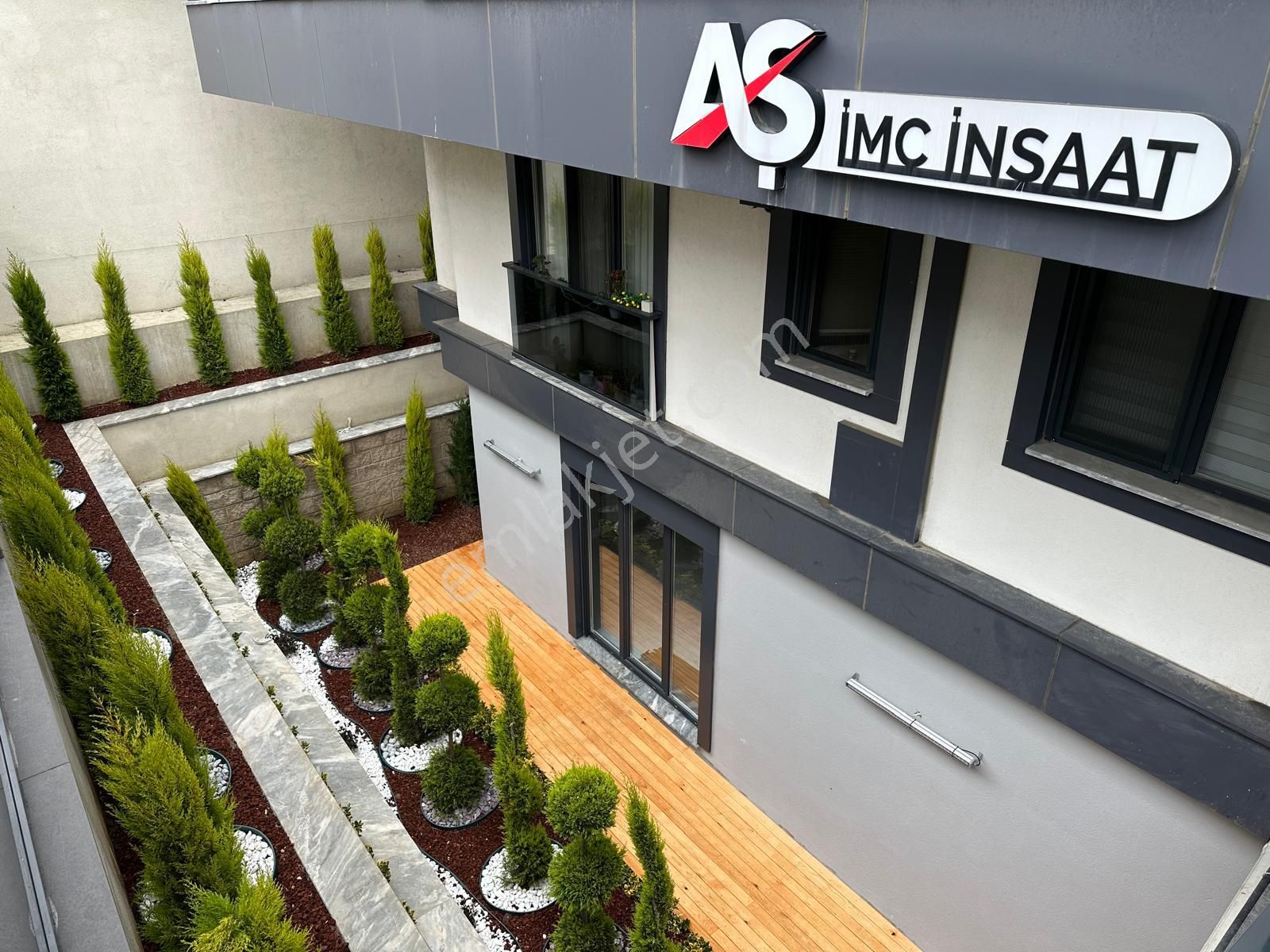 ▃artemin▃çamlık Sahil İlk Parselde Bahçe Teraslı 125m² Lüks 3+1!